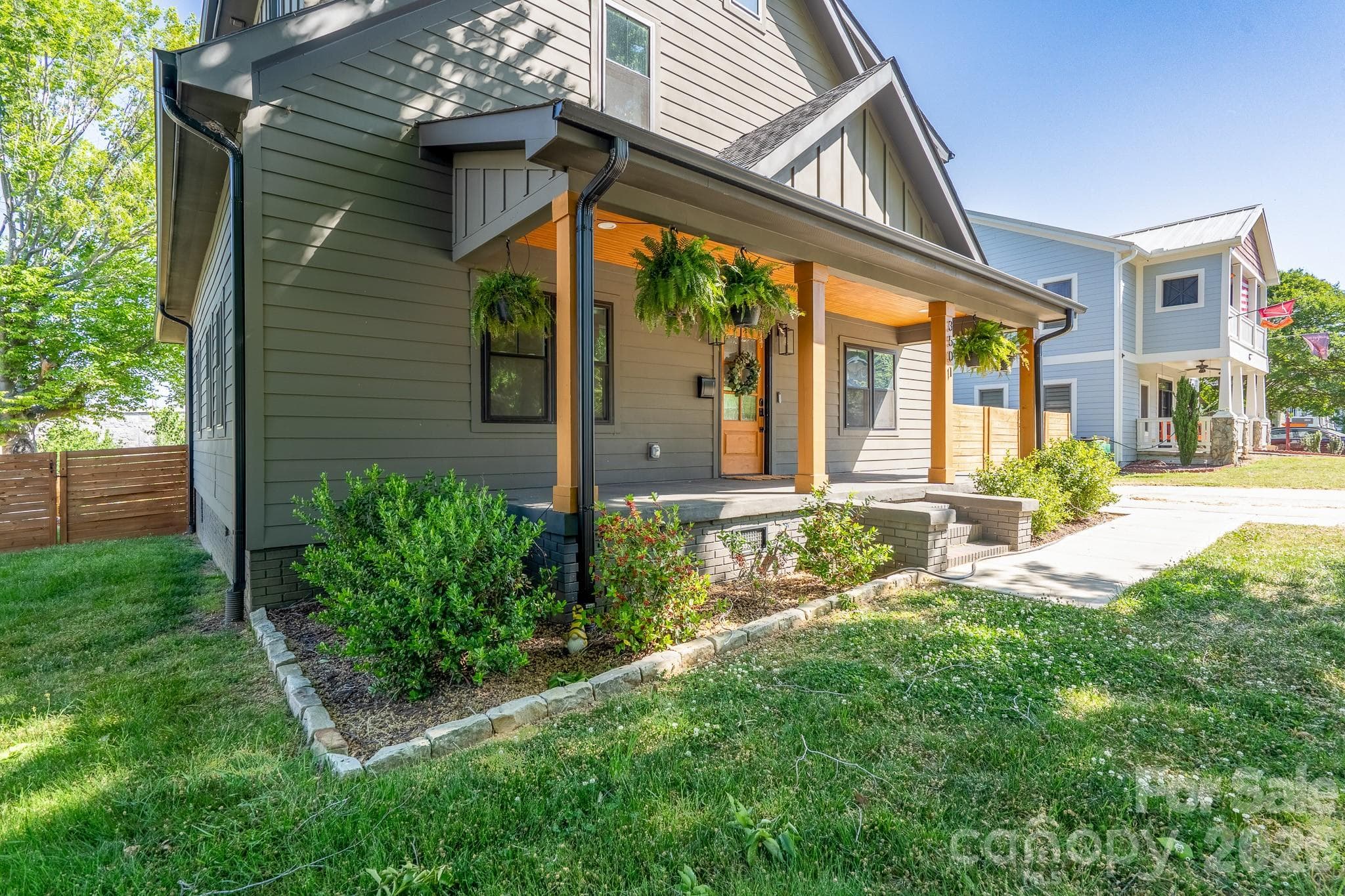 Single Family Residence at Charlotte, photo 2 of 43
