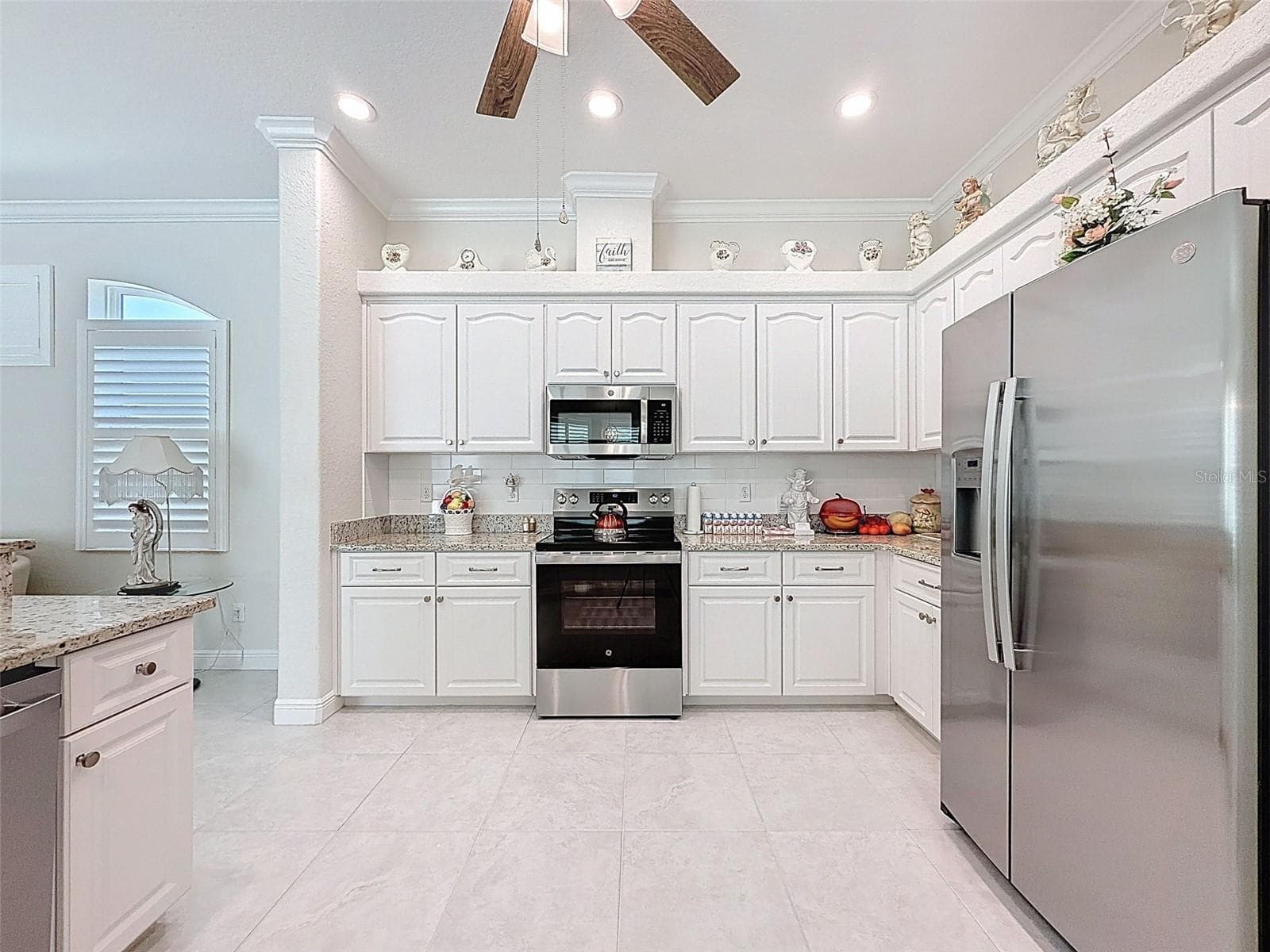 Single Family Residence at 1321 VALIANT AVE, SPRING HILL, photo 2 of 48