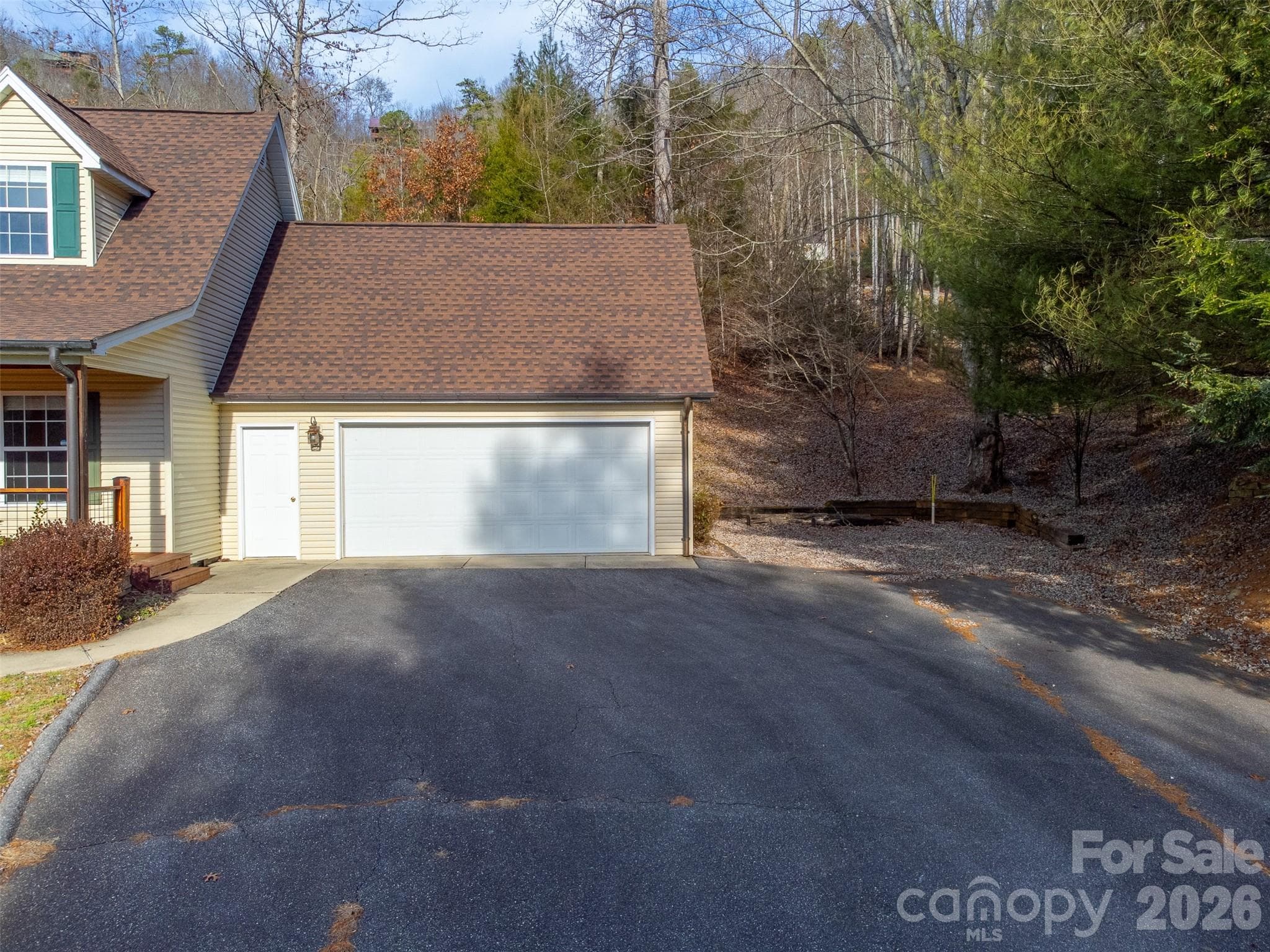 Single Family Residence at Sylva, photo 33 of 48
