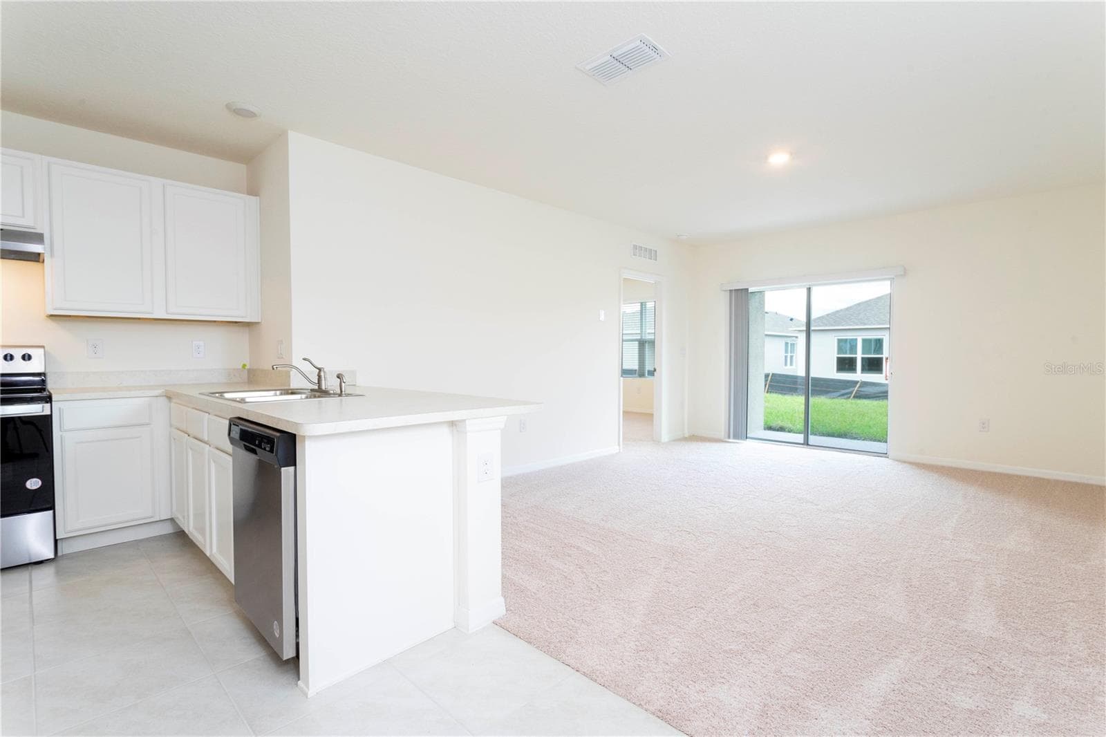 Single Family Residence at 2847 COMMON CRANE CT, HARMONY, photo 44 of 61
