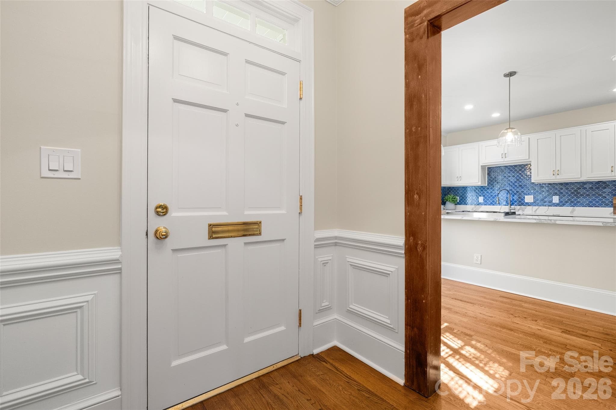 Townhouse at 153 Perrin Place, Charlotte, photo 4 of 44