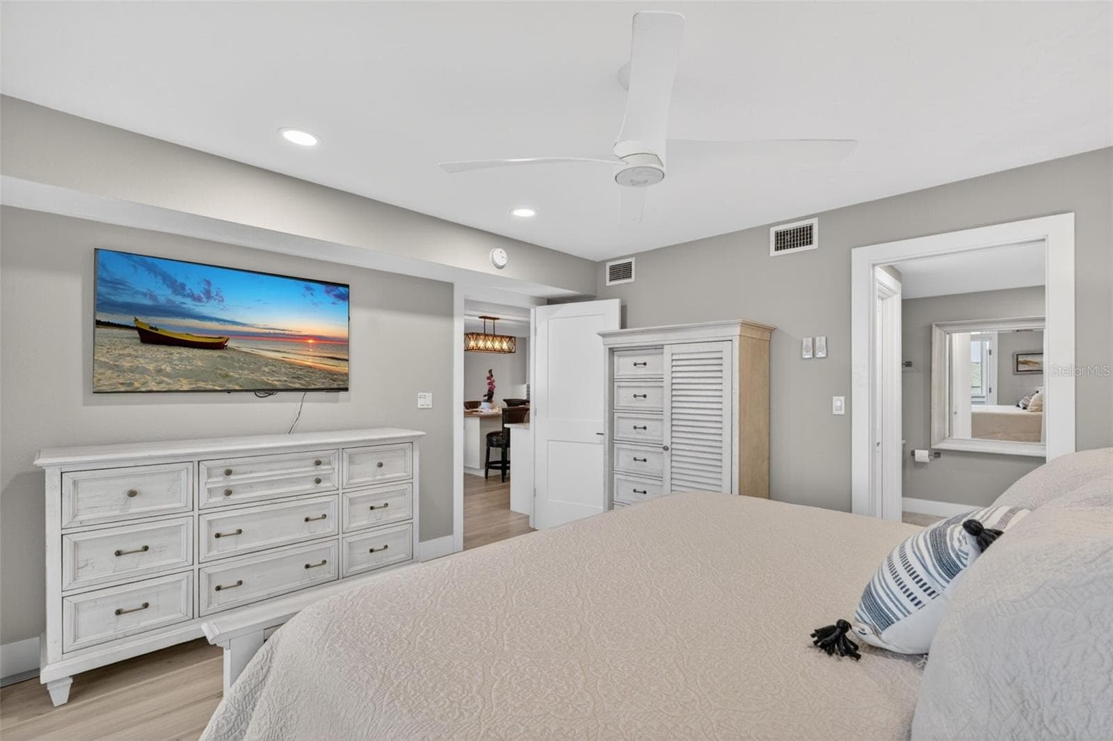 Condominium at 1080 W PEPPERTREE LN #305A, SARASOTA, photo 30 of 56