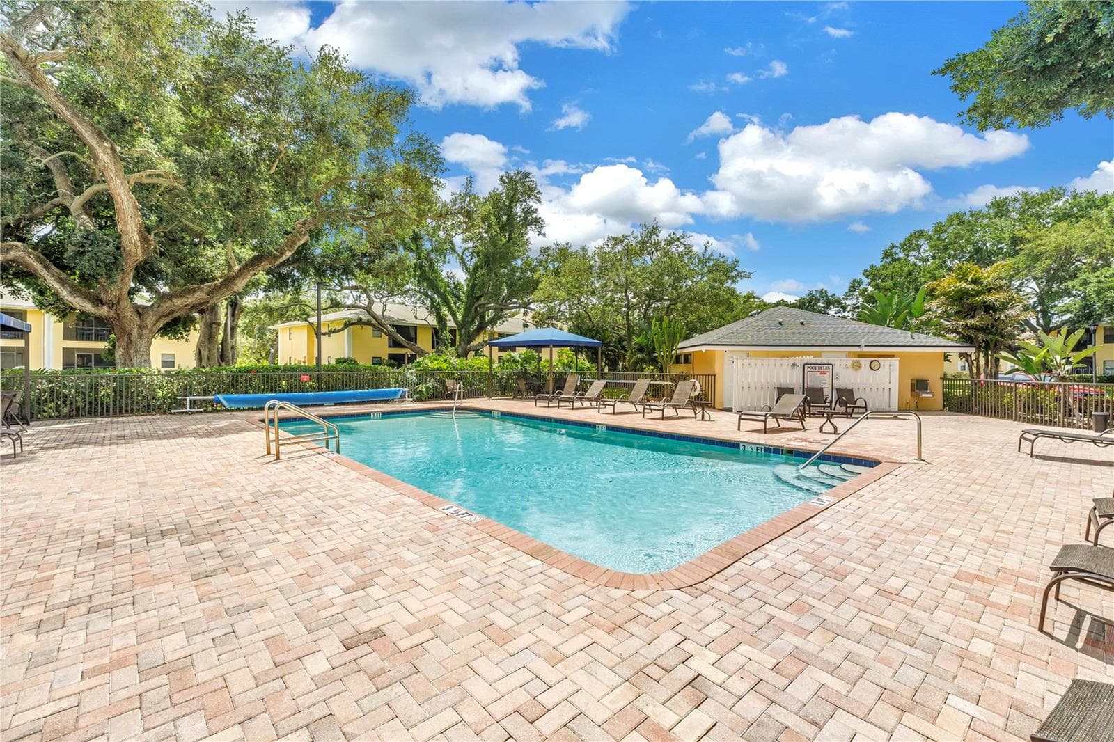 Condominium at 3001 58TH AVE S #315, ST PETERSBURG, photo 33 of 41