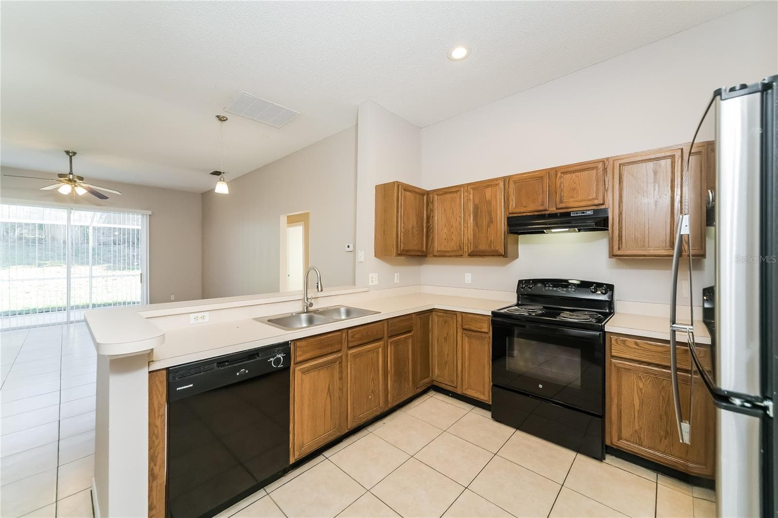 Single Family Residence at 6711 KING RAIL CT, ORLANDO, photo 11 of 23
