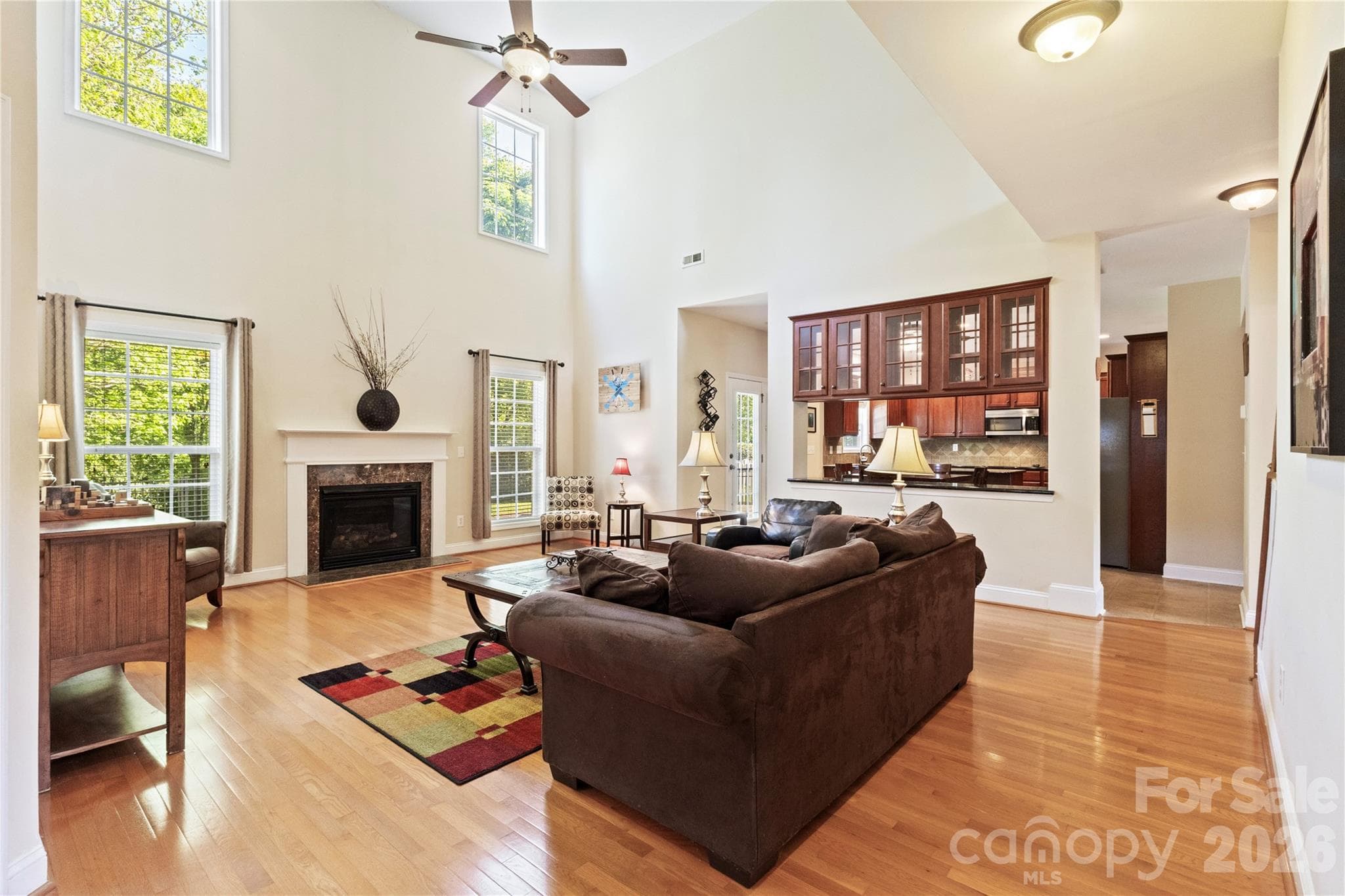 Oversize Two Story Great Room with Hardwoods. - 8458 Mossy Cup Trail, Harrisburg