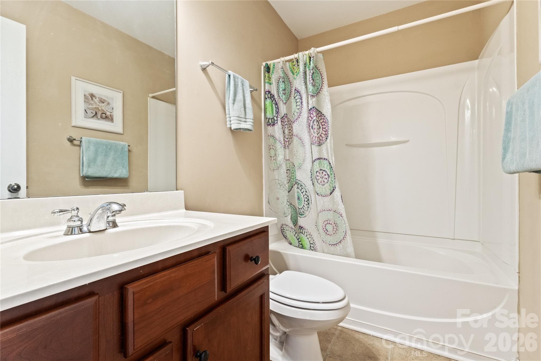 Second story Hall Full Bath - 8458 Mossy Cup Trail, Harrisburg
