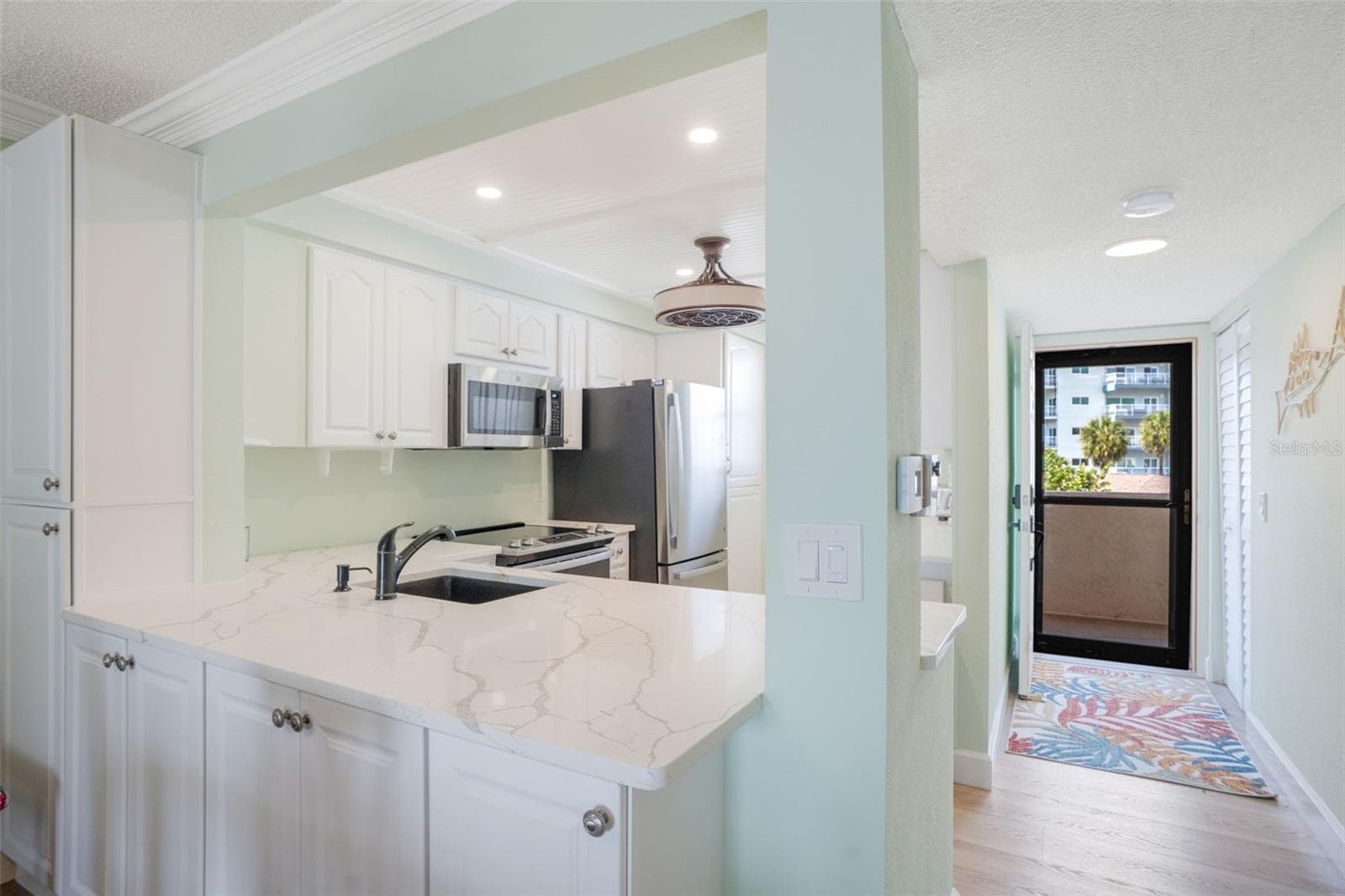 Condominium at 18304 GULF BLVD #105, REDINGTON SHORES, photo 6 of 33
