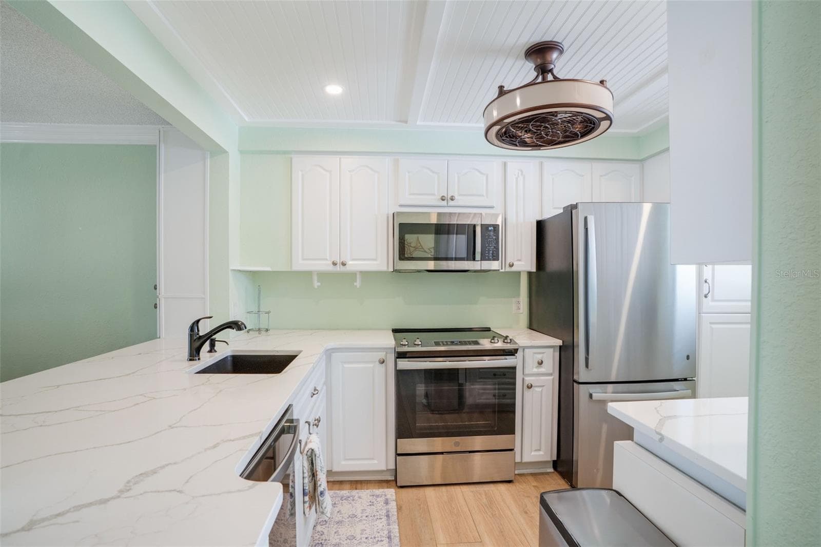 Condominium at 18304 GULF BLVD #105, REDINGTON SHORES, photo 7 of 33
