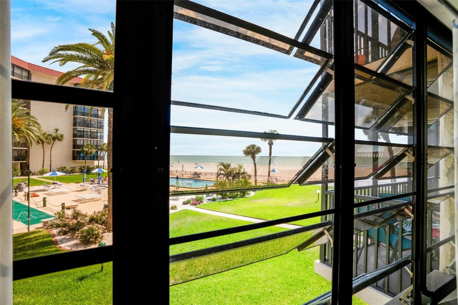 Condominium at 18304 GULF BLVD #105, REDINGTON SHORES, photo 19 of 33