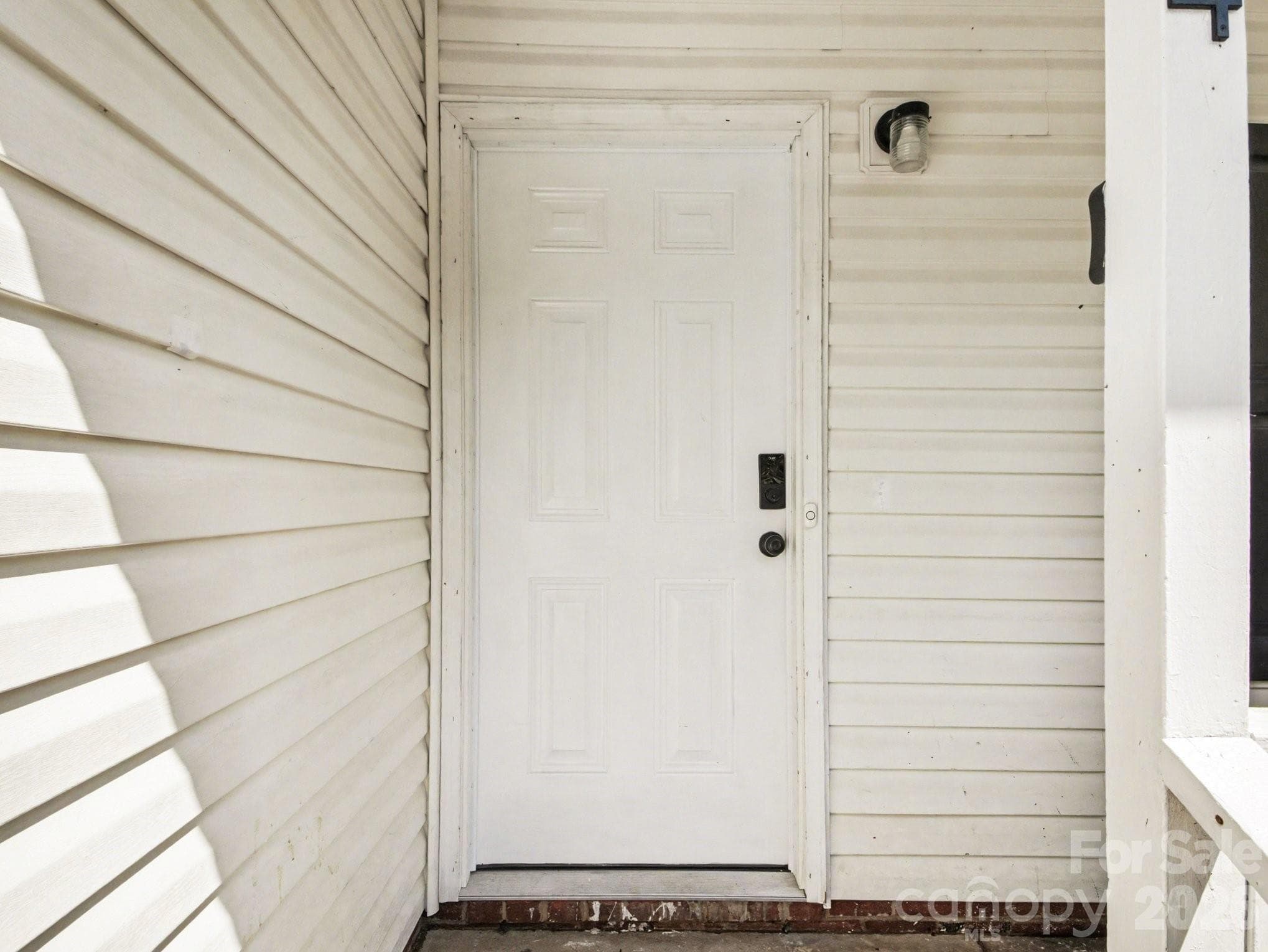 Single Family Residence at 3744 Capps Hill Drive, Charlotte, photo 4 of 26