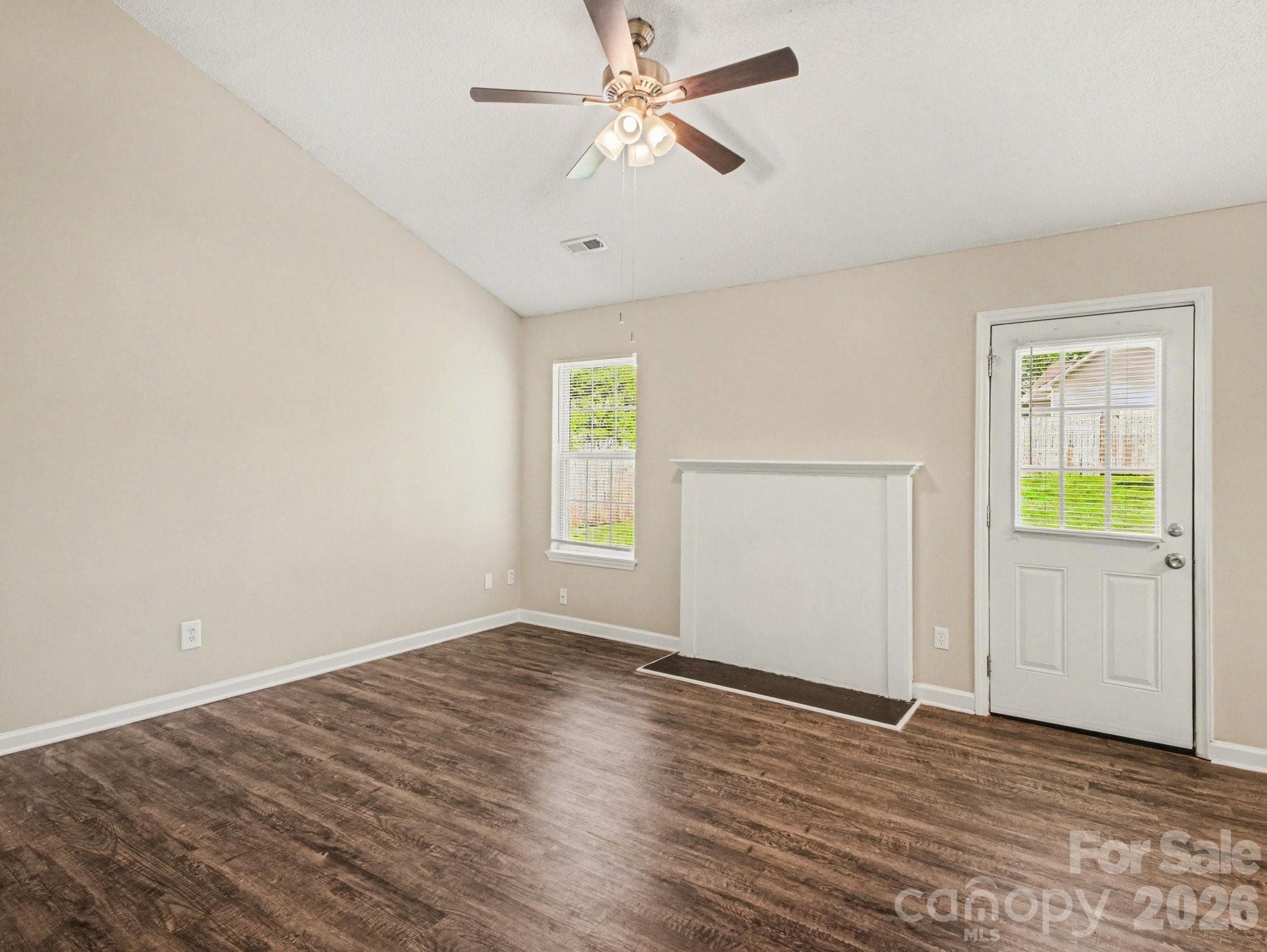 Single Family Residence at 3744 Capps Hill Drive, Charlotte, photo 6 of 26