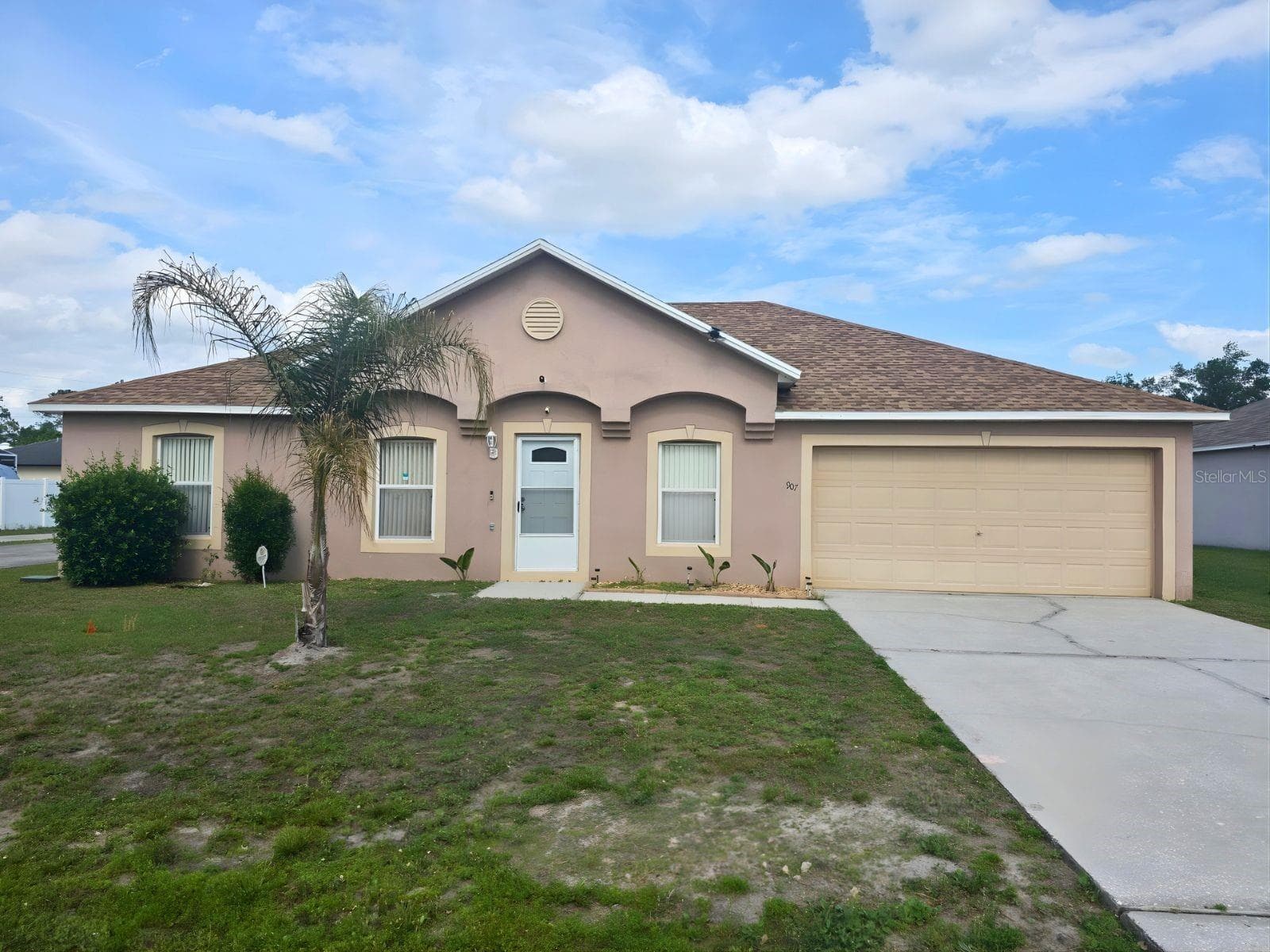 907 STOCKPORT DR