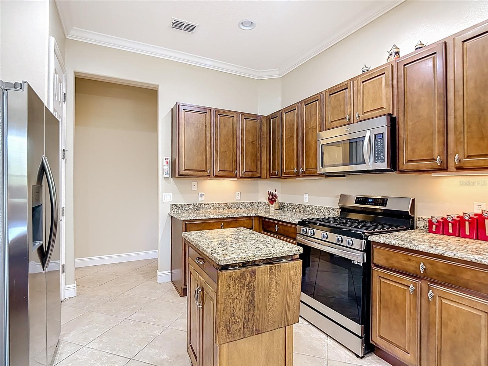 Single Family Residence at 477 VILLA PARK RD, POINCIANA, photo 9 of 65