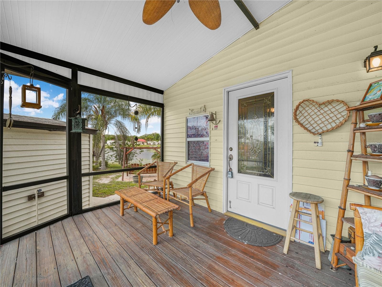 Manufactured Home at 29 BEAVERKILL DR, LAKE WALES, photo 7 of 48
