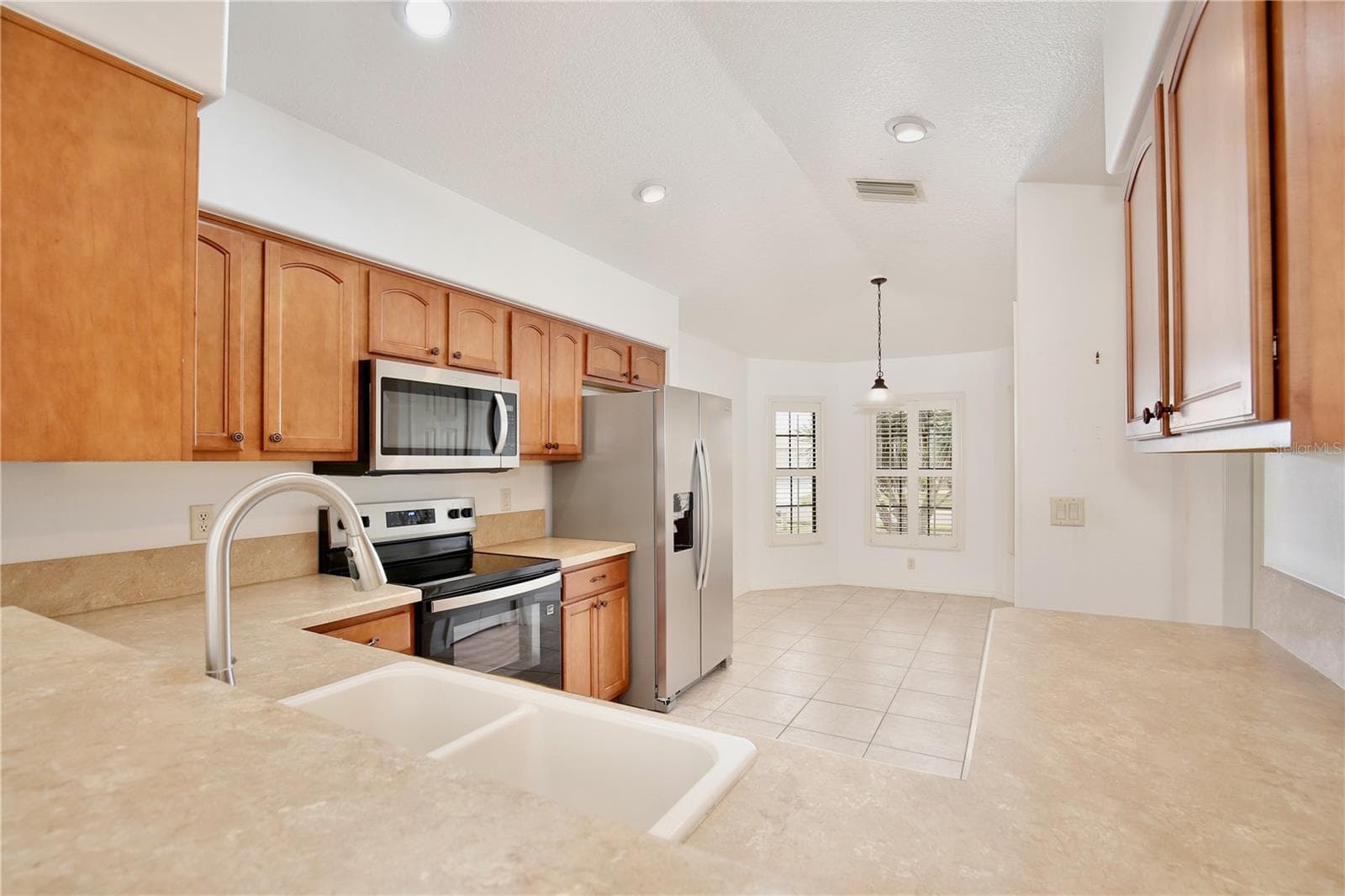 Single Family Residence at 27210 STONEY BROOK DR, LEESBURG, photo 6 of 59