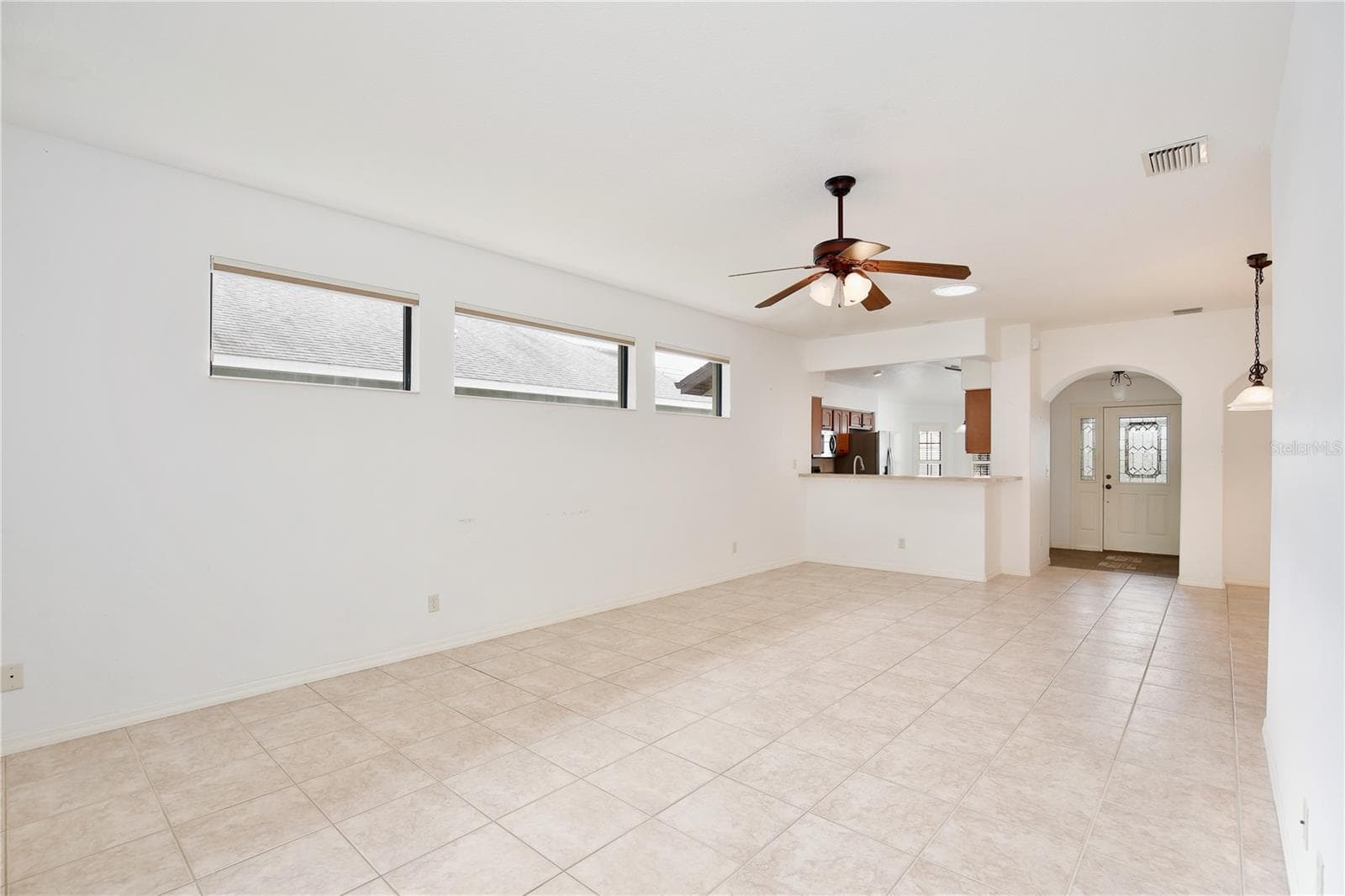 Single Family Residence at 27210 STONEY BROOK DR, LEESBURG, photo 17 of 59