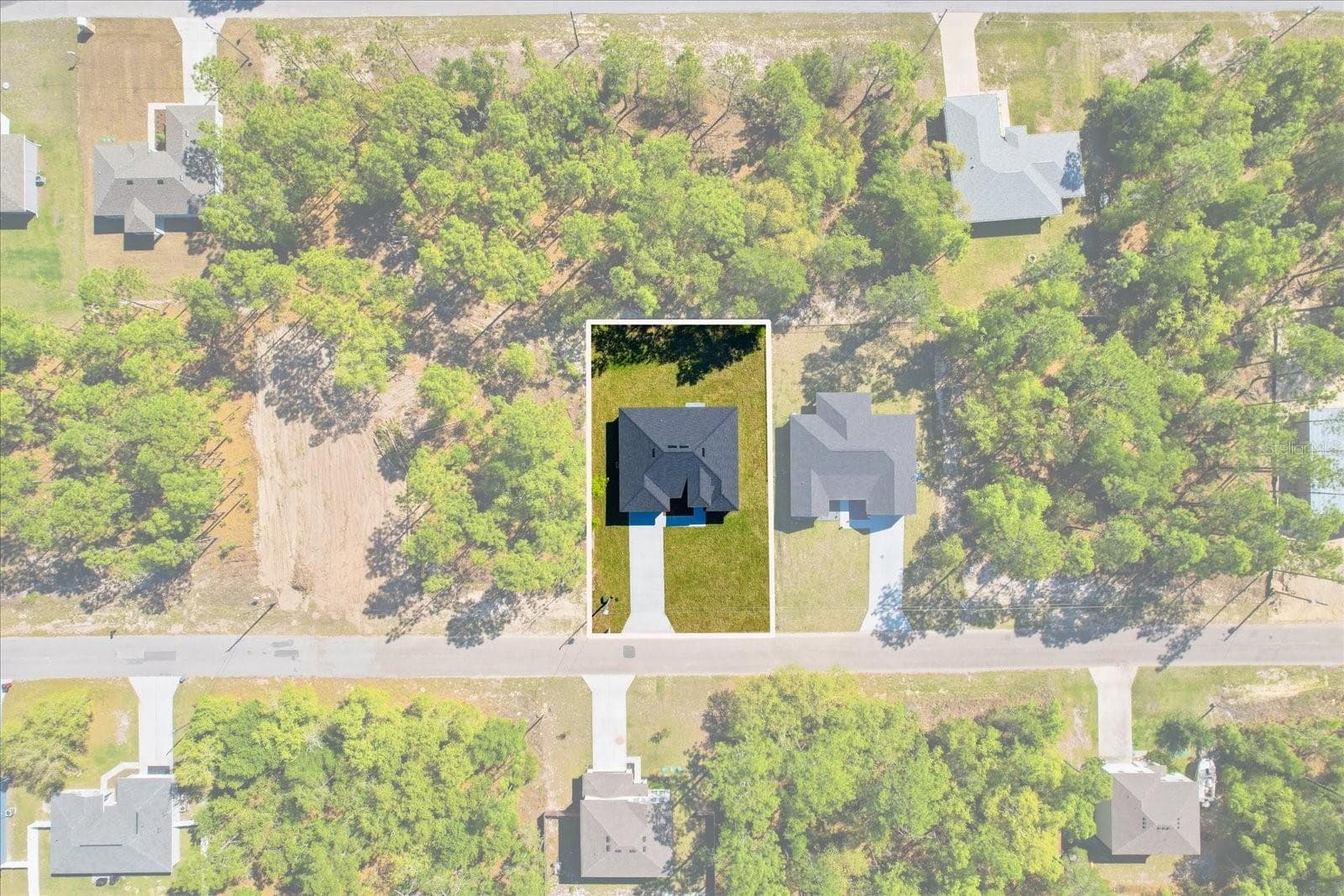 Single Family Residence at 9319 N CORTLANDT DR, CITRUS SPRINGS, photo 2 of 46