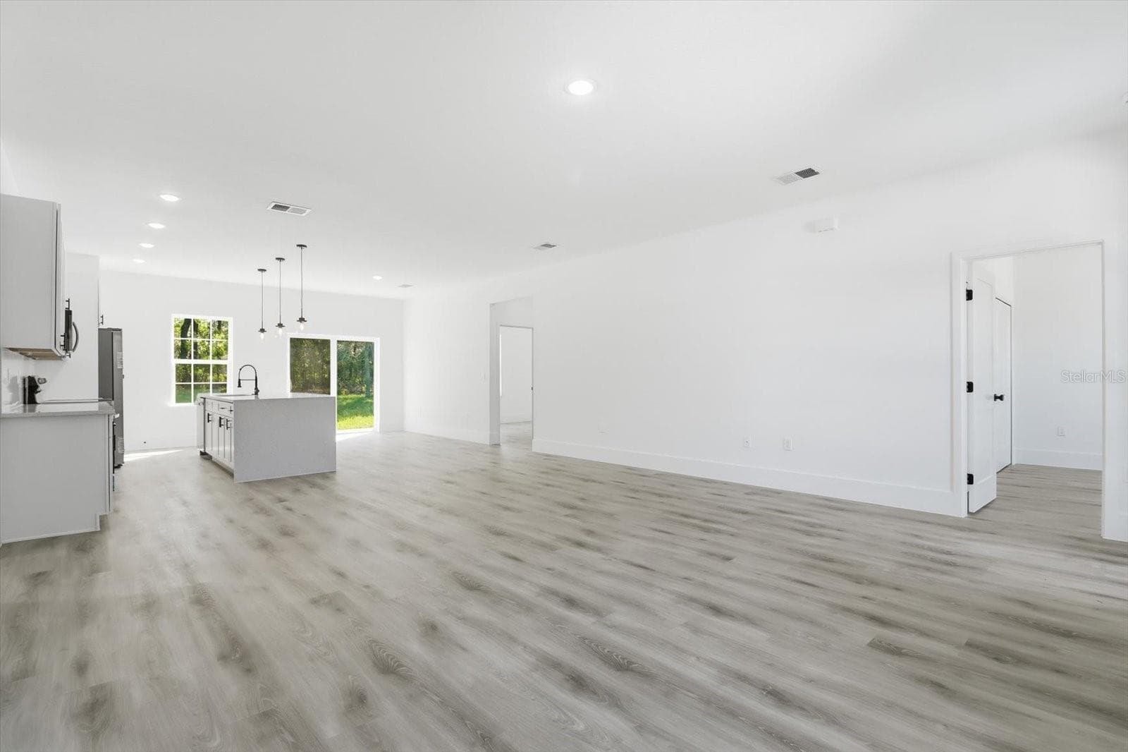 Single Family Residence at 9319 N CORTLANDT DR, CITRUS SPRINGS, photo 10 of 46