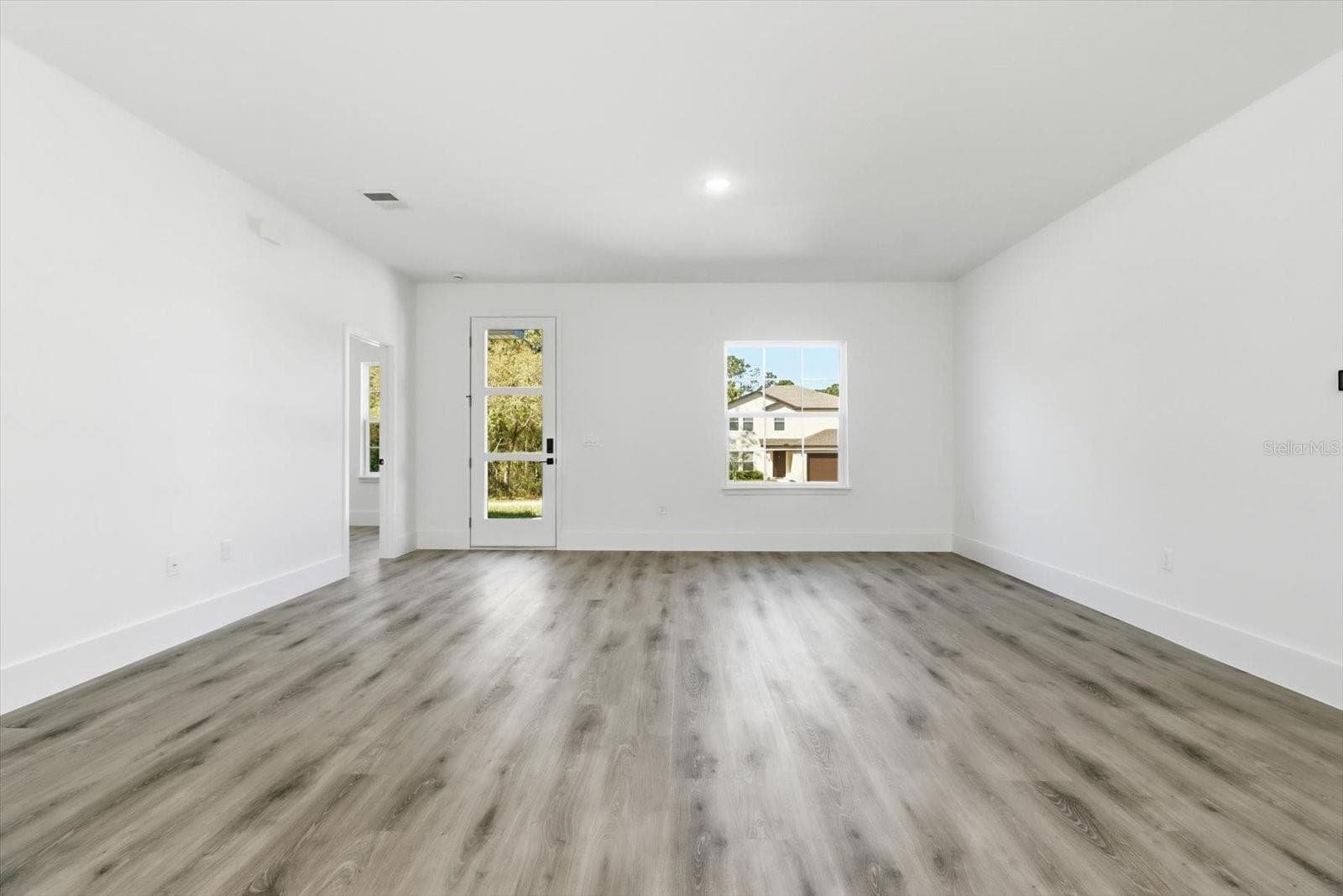 Single Family Residence at 9319 N CORTLANDT DR, CITRUS SPRINGS, photo 11 of 46
