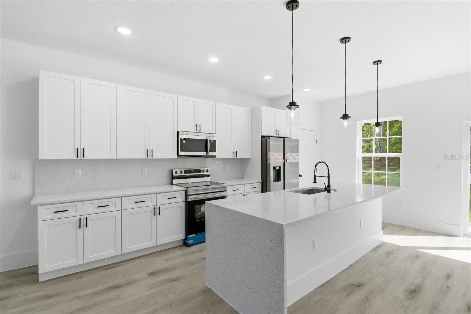 Single Family Residence at 9319 N CORTLANDT DR, CITRUS SPRINGS, photo 14 of 46