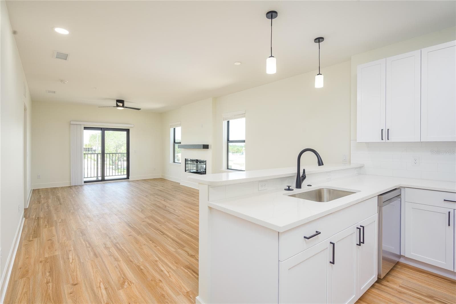 Condominium at 419 SE 1ST AVE #201, OCALA, photo 3 of 19