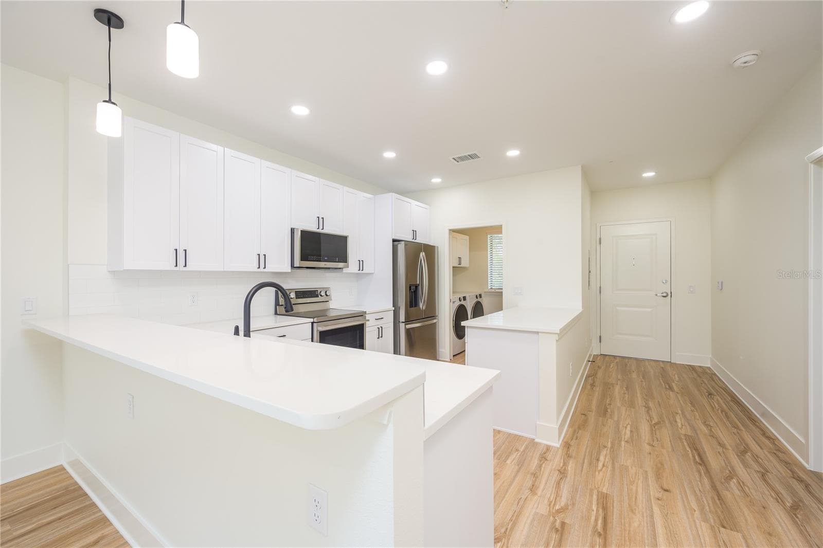 Condominium at 419 SE 1ST AVE #201, OCALA, photo 4 of 19