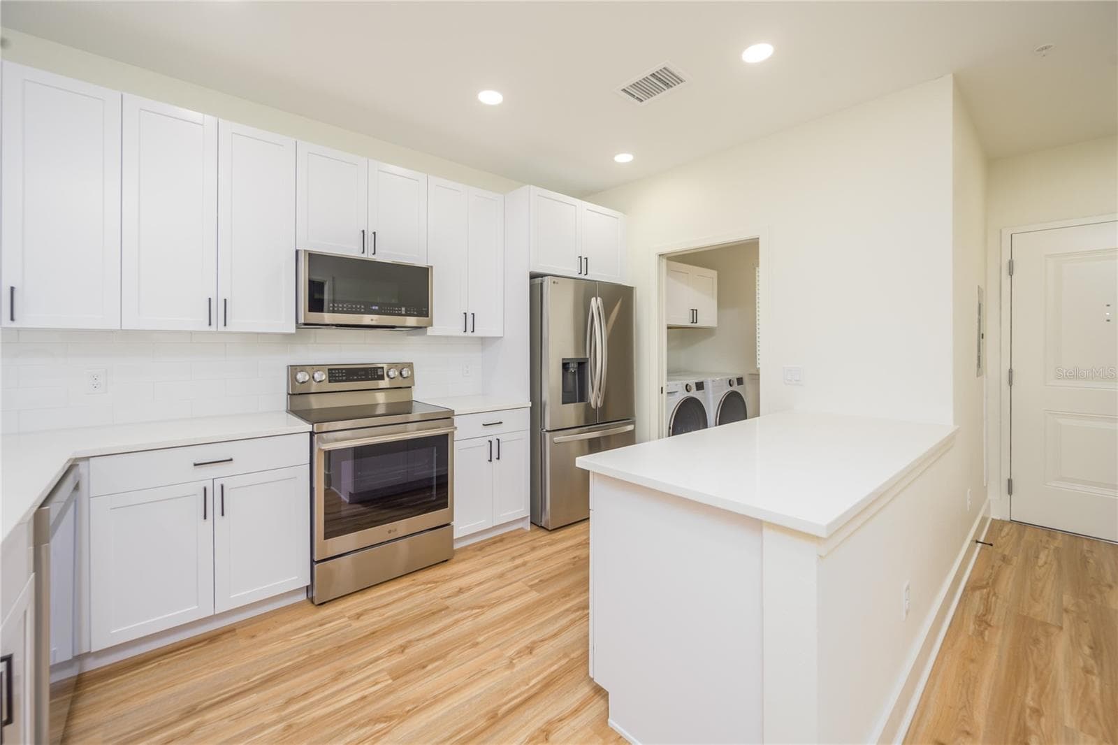 Condominium at 419 SE 1ST AVE #201, OCALA, photo 5 of 19