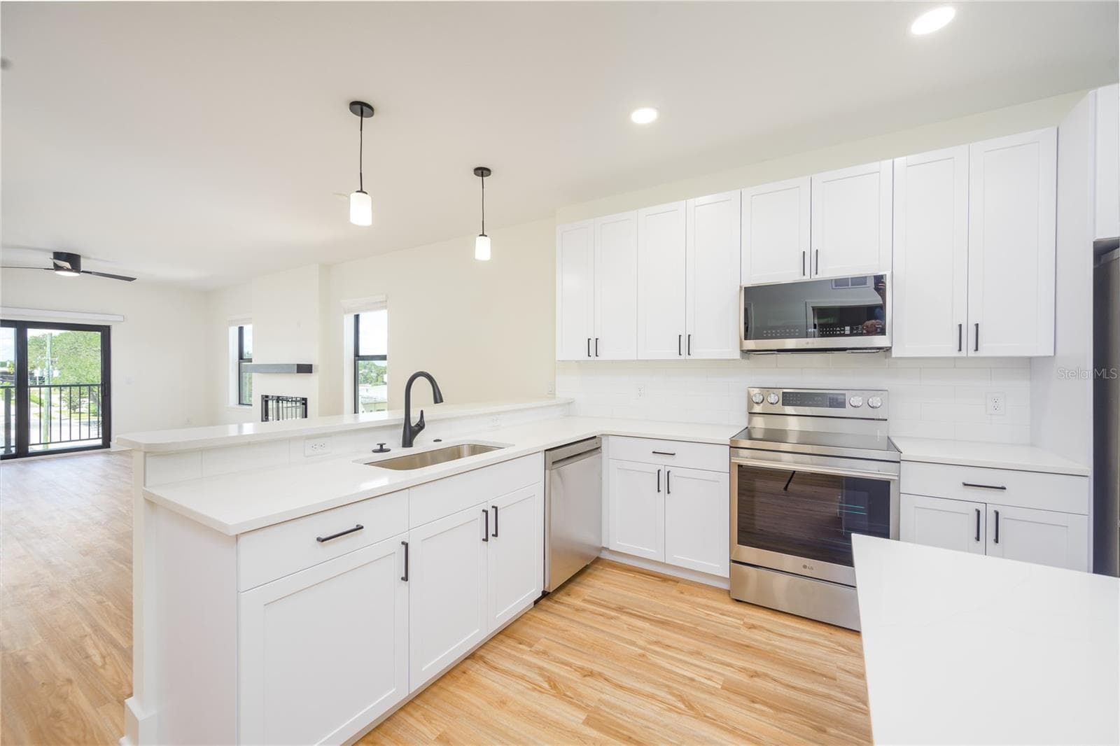 Condominium at 419 SE 1ST AVE #201, OCALA, photo 7 of 19