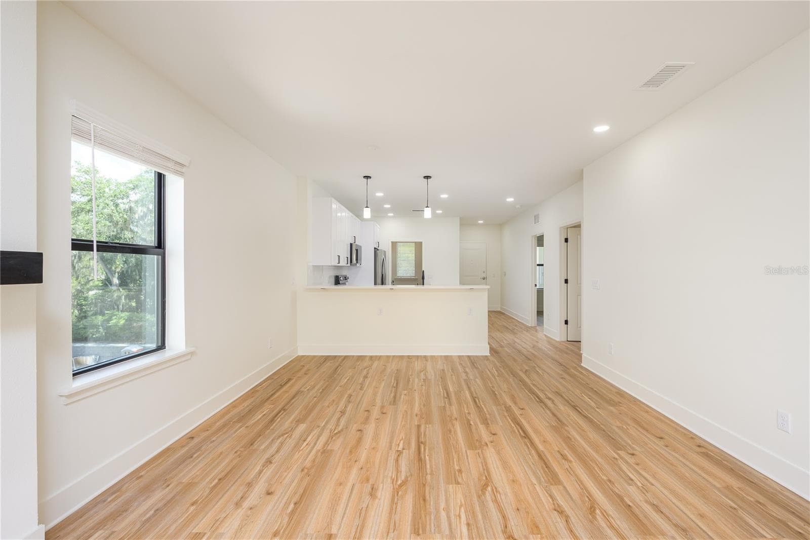 Condominium at 419 SE 1ST AVE #201, OCALA, photo 9 of 19