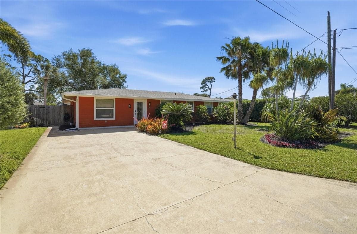 1129 Riviera StVenice, FL 34285 - 1129 RIVIERA ST, VENICE
