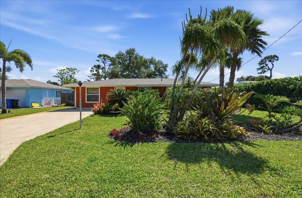 1129 Riviera StVenice, FL 34285 - 1129 RIVIERA ST, VENICE