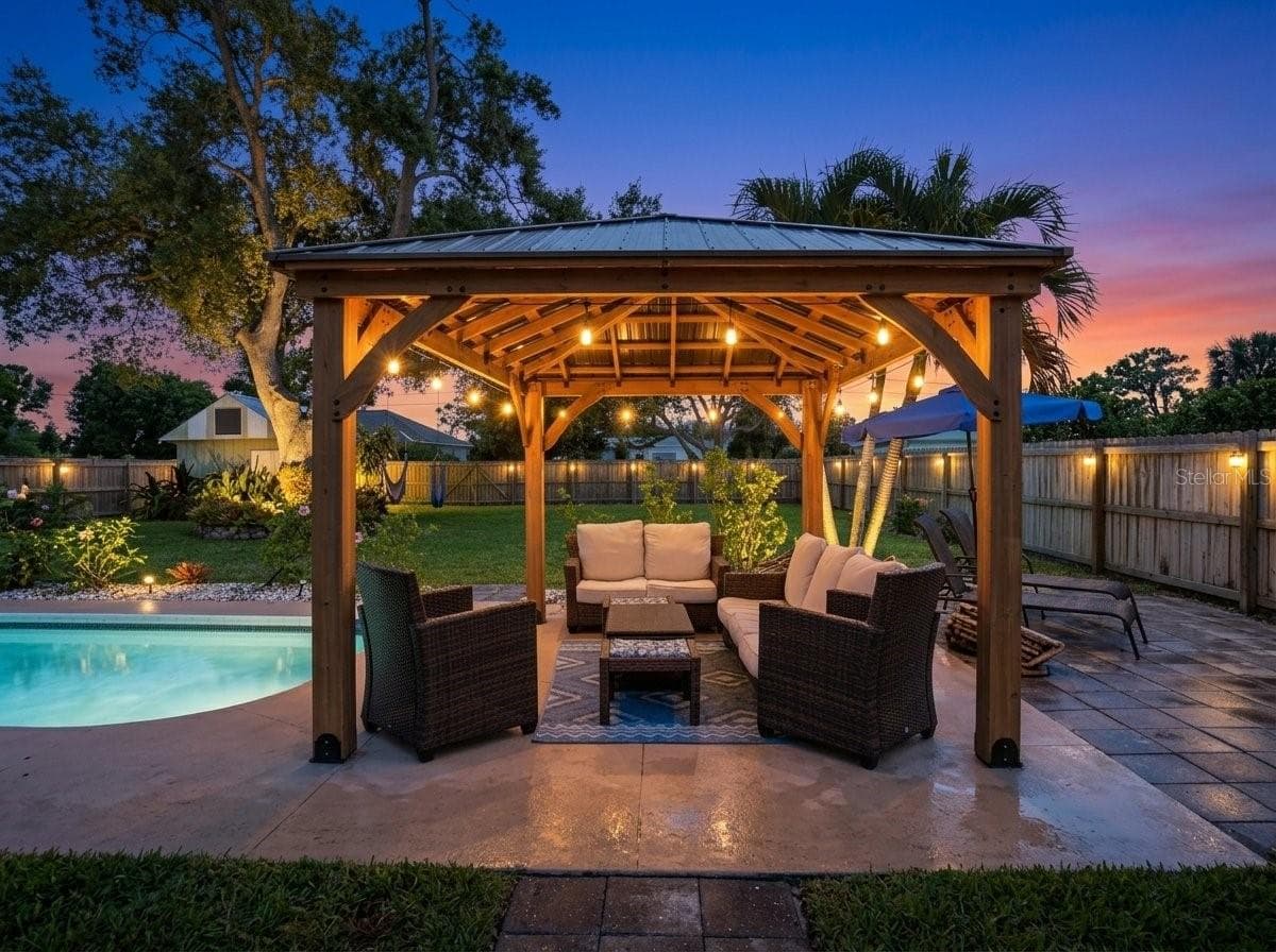 1129 Riviera StVenice, FL 34285 - 1129 RIVIERA ST, VENICE