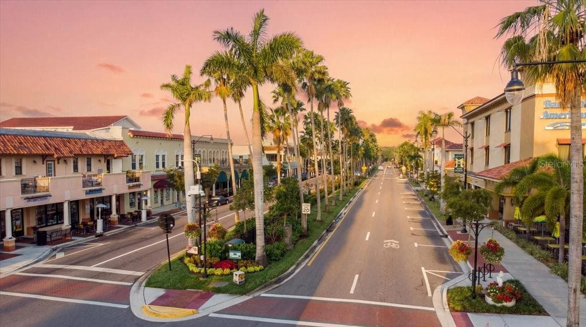 1129 Riviera StVenice, FL 34285 - 1129 RIVIERA ST, VENICE