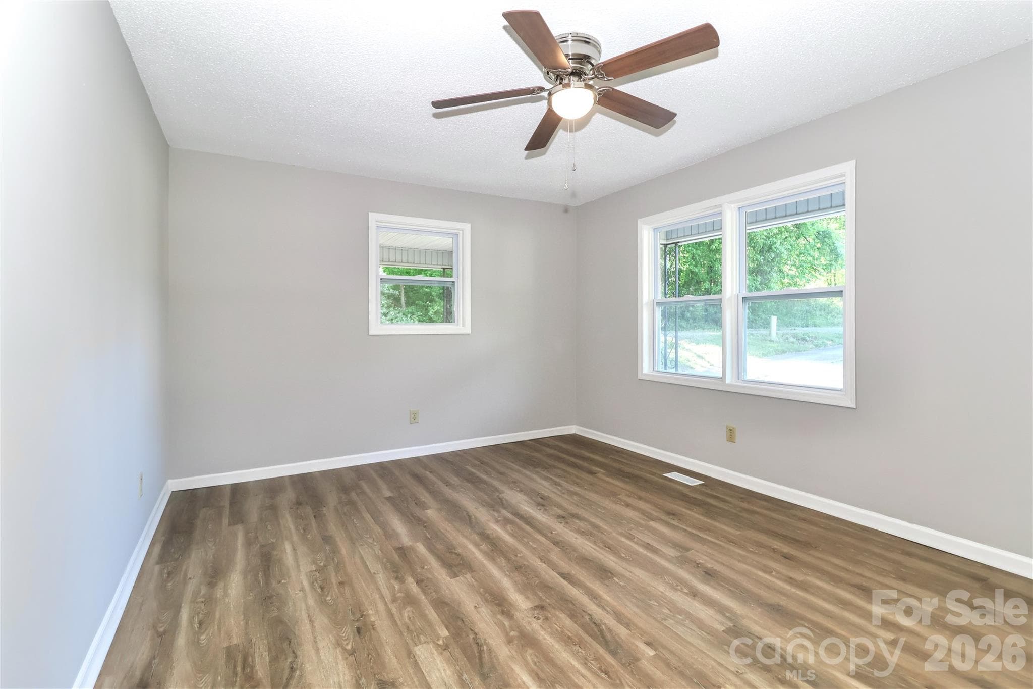 Single Family Residence at Statesville, photo 6 of 13