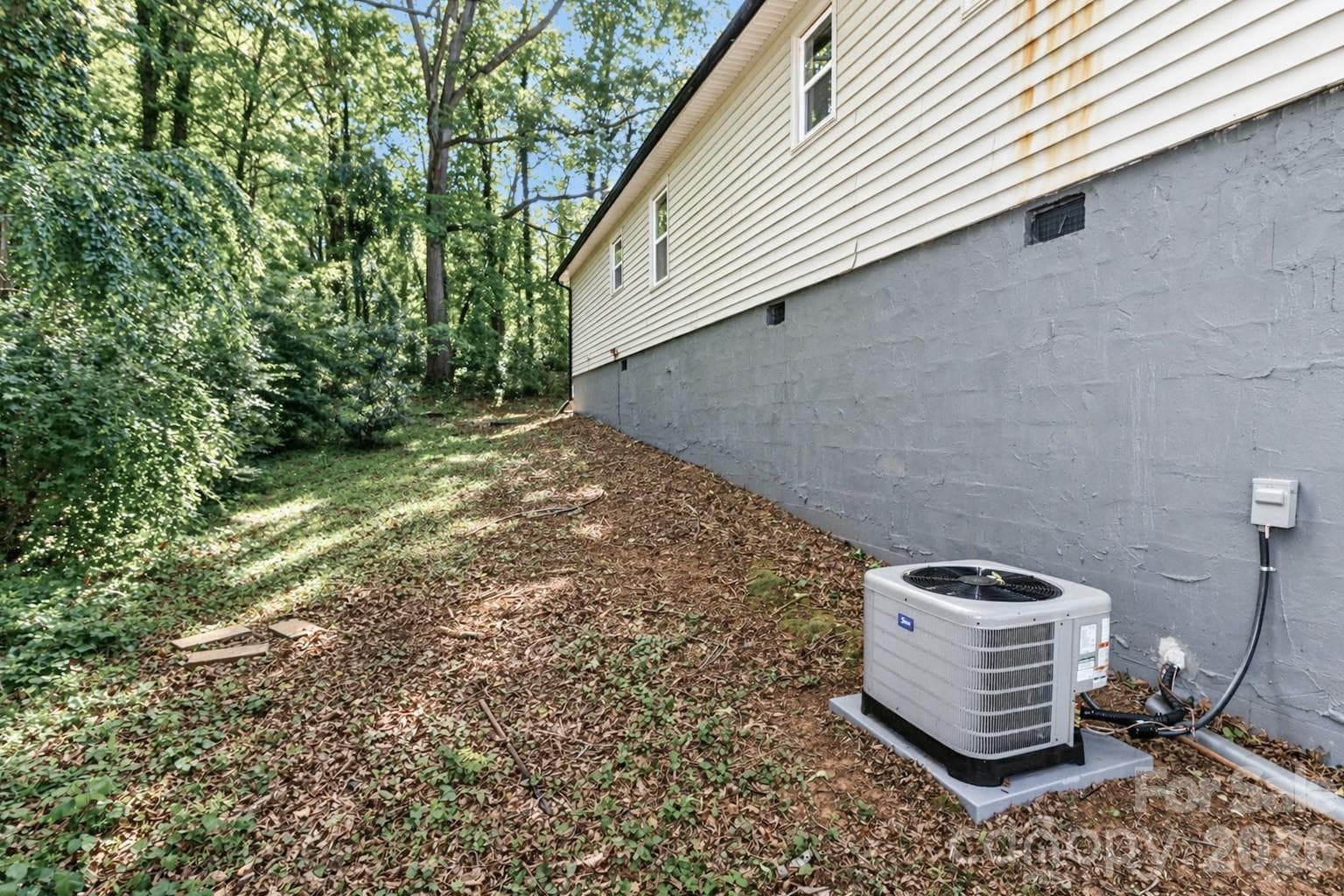 Single Family Residence at Statesville, photo 11 of 13
