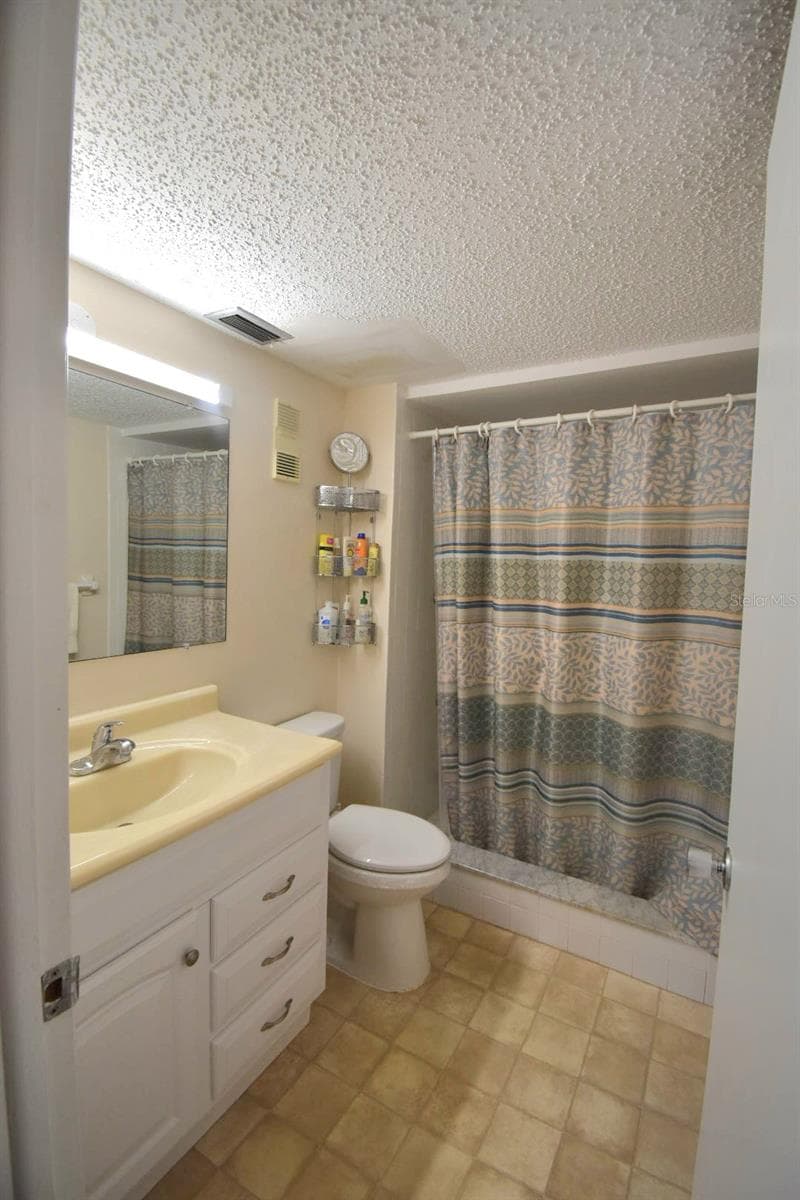 Condominium at 936 VIRGINIA ST #206, DUNEDIN, photo 7 of 22