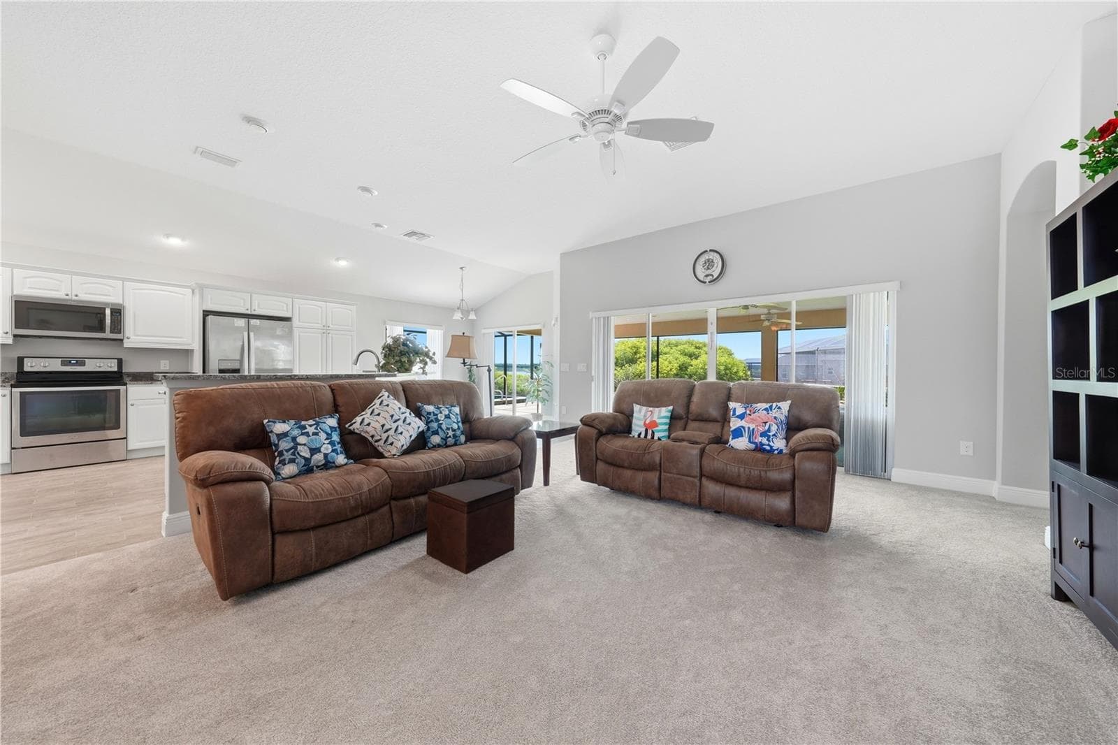 Single Family Residence at 1166 BLOUNT AVE, THE VILLAGES, photo 12 of 89
