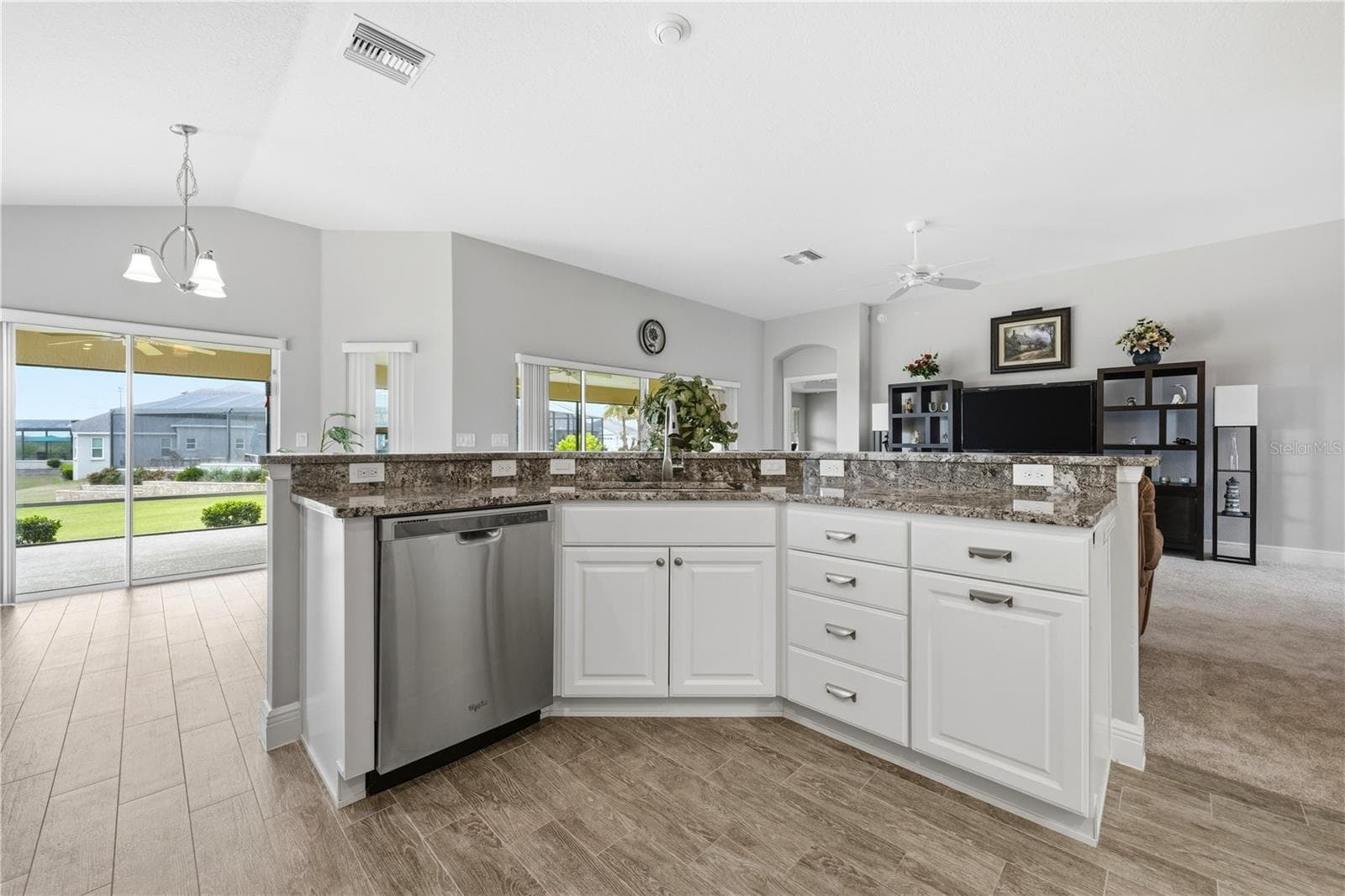 Single Family Residence at 1166 BLOUNT AVE, THE VILLAGES, photo 18 of 89