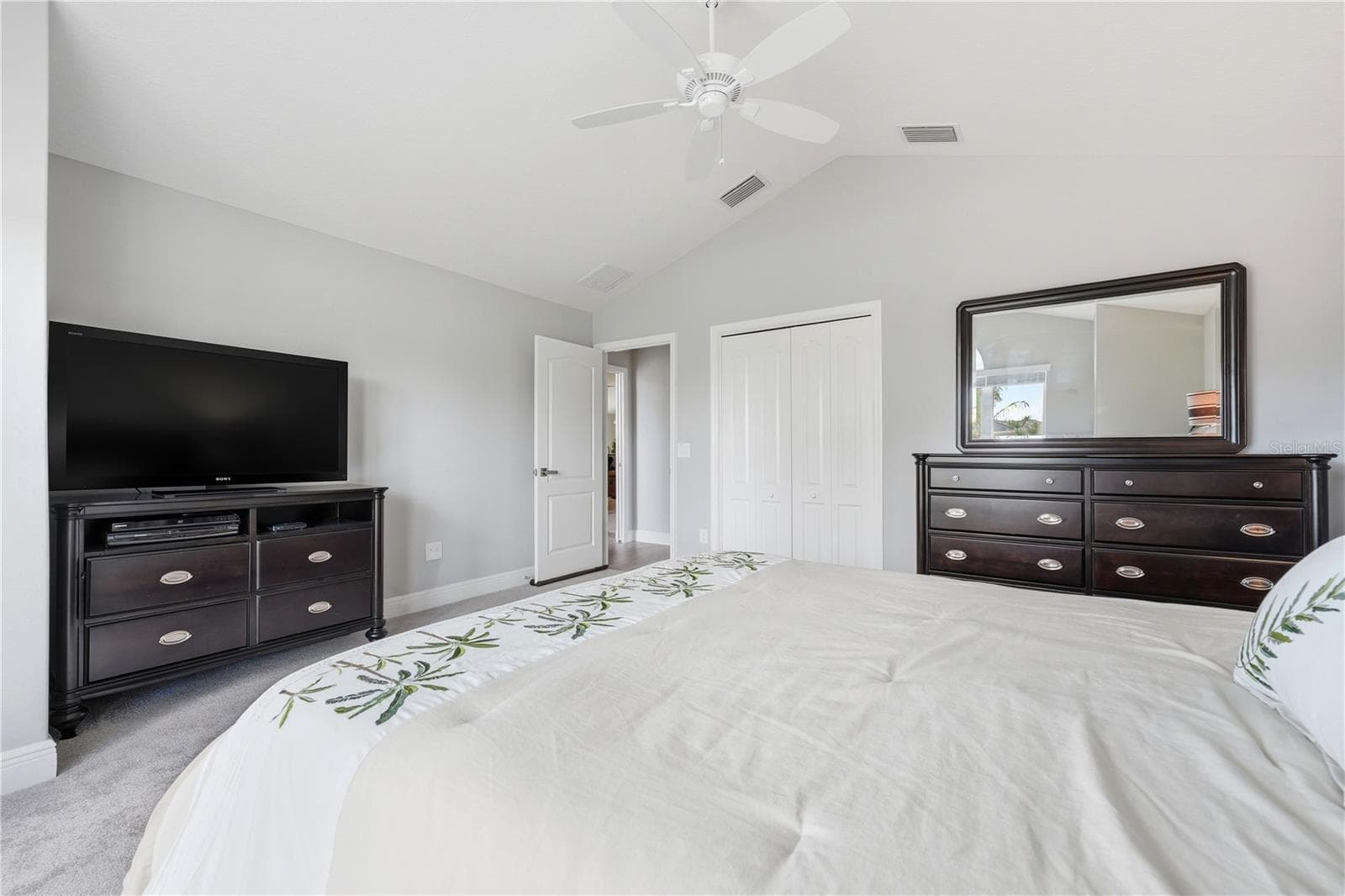 Single Family Residence at 1166 BLOUNT AVE, THE VILLAGES, photo 34 of 89