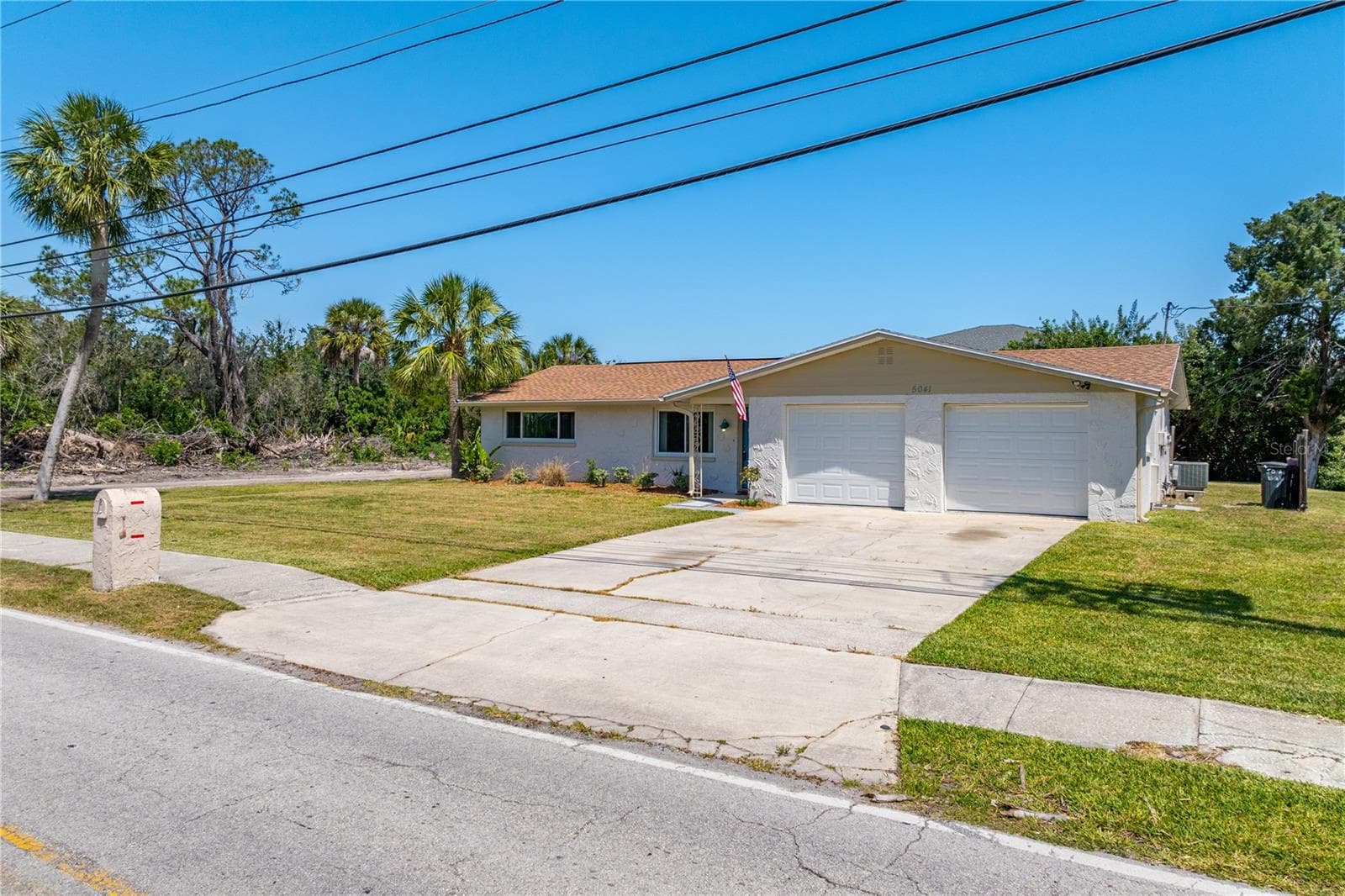 5041 BAY BLVD