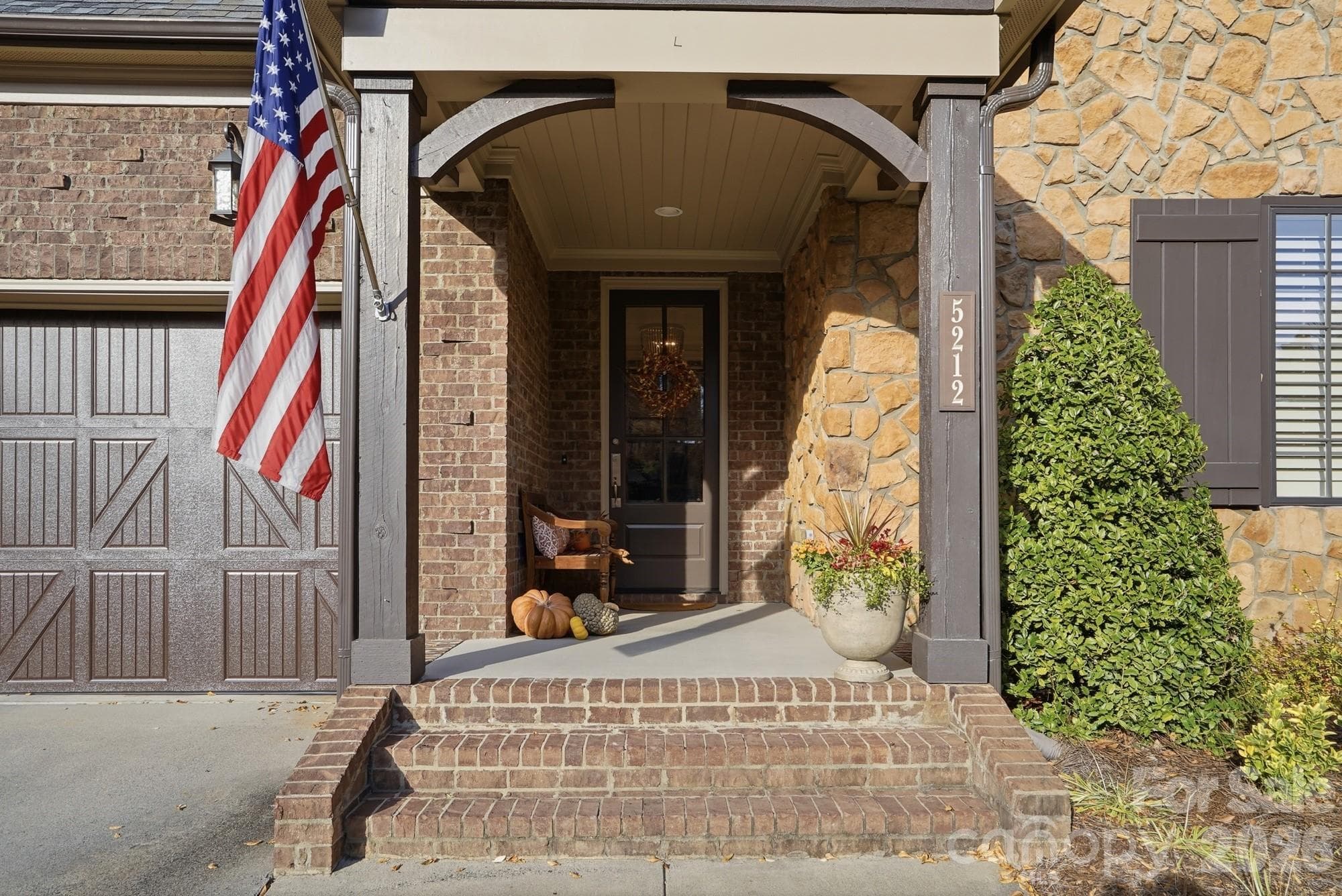 Townhouse at Charlotte, photo 3 of 48