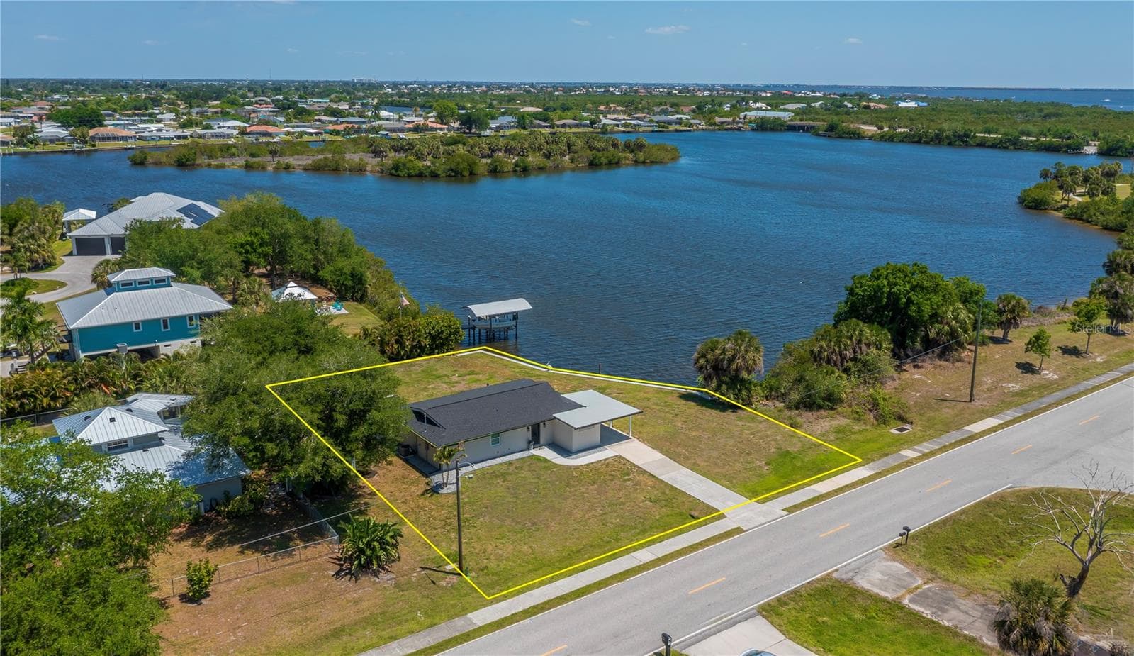 3404 LAKE VIEW BLVD