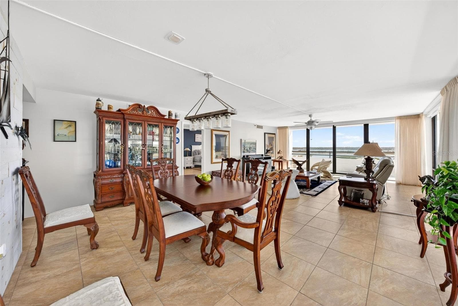 Dining / Living room combo - 3743 S ATLANTIC AVE #7A00, DAYTONA BEACH