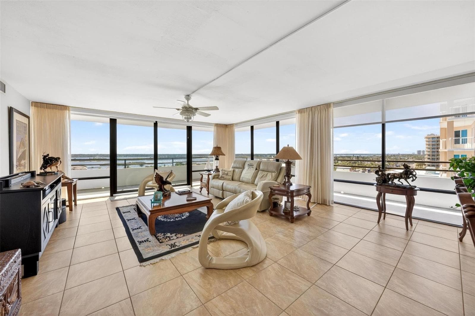 Dining / Living room combo - 3743 S ATLANTIC AVE #7A00, DAYTONA BEACH