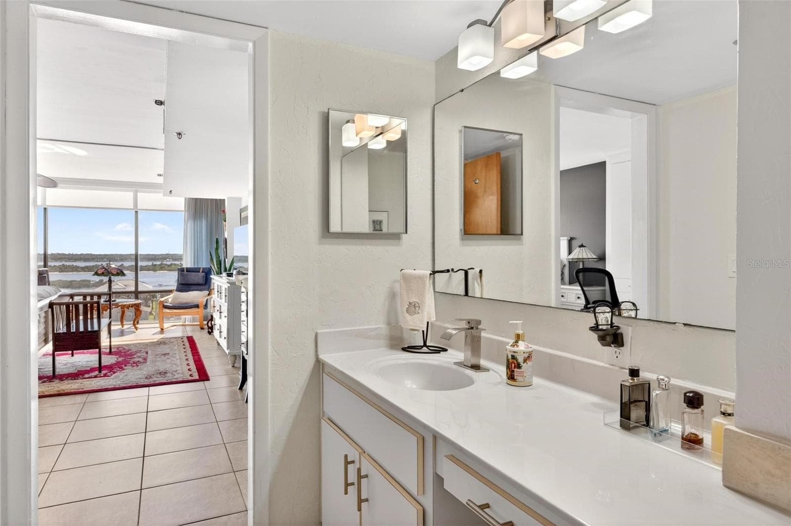 Primary bath - 3743 S ATLANTIC AVE #7A00, DAYTONA BEACH
