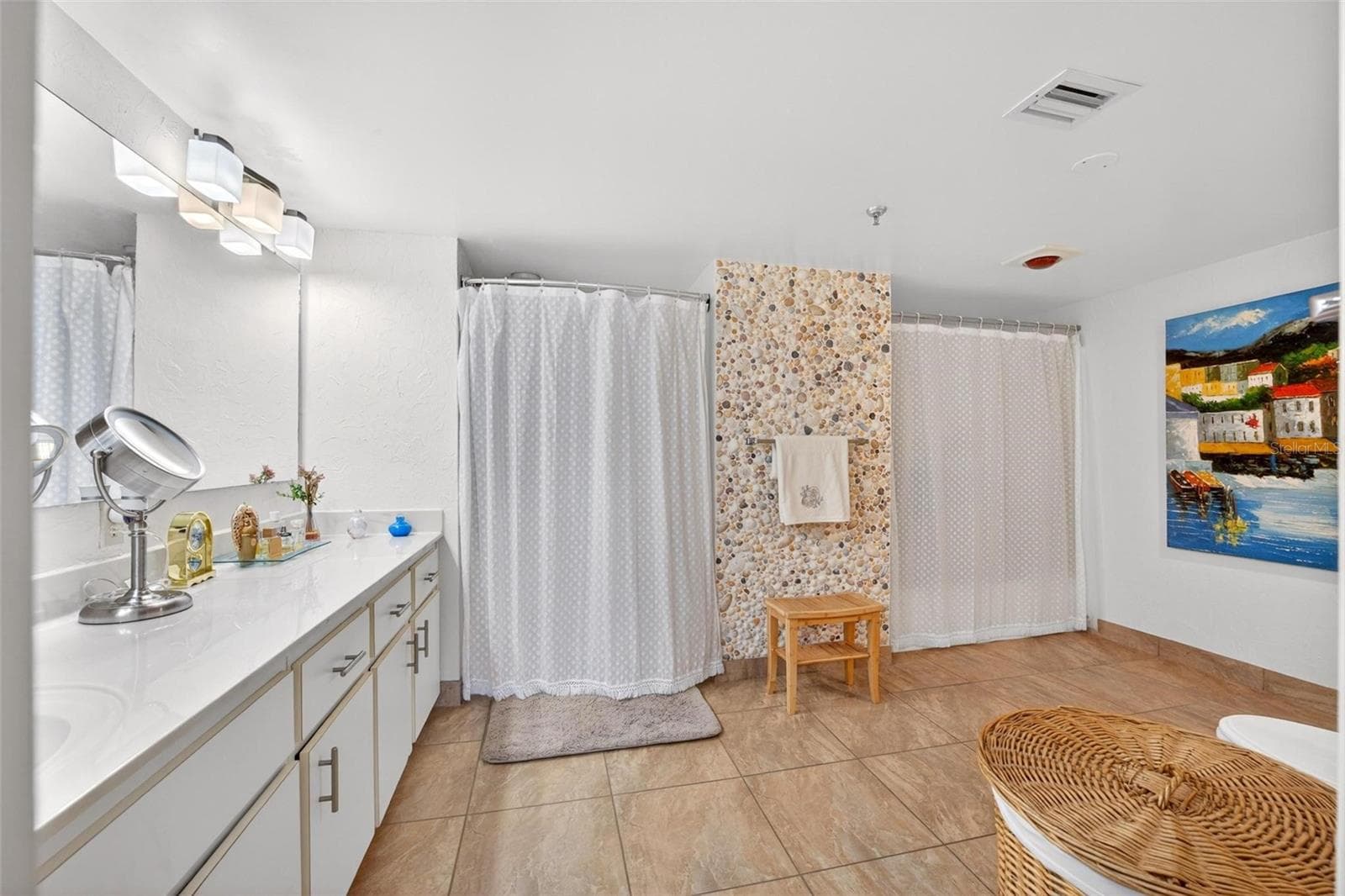 Primary bath - 3743 S ATLANTIC AVE #7A00, DAYTONA BEACH