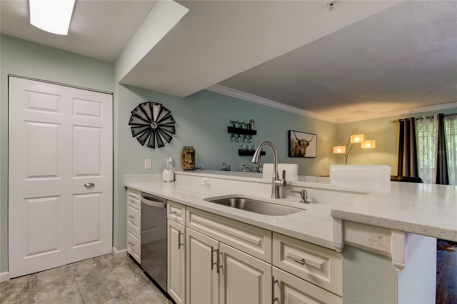 Condominium at 2400 FEATHER SOUND DR #1228, CLEARWATER, photo 2 of 45