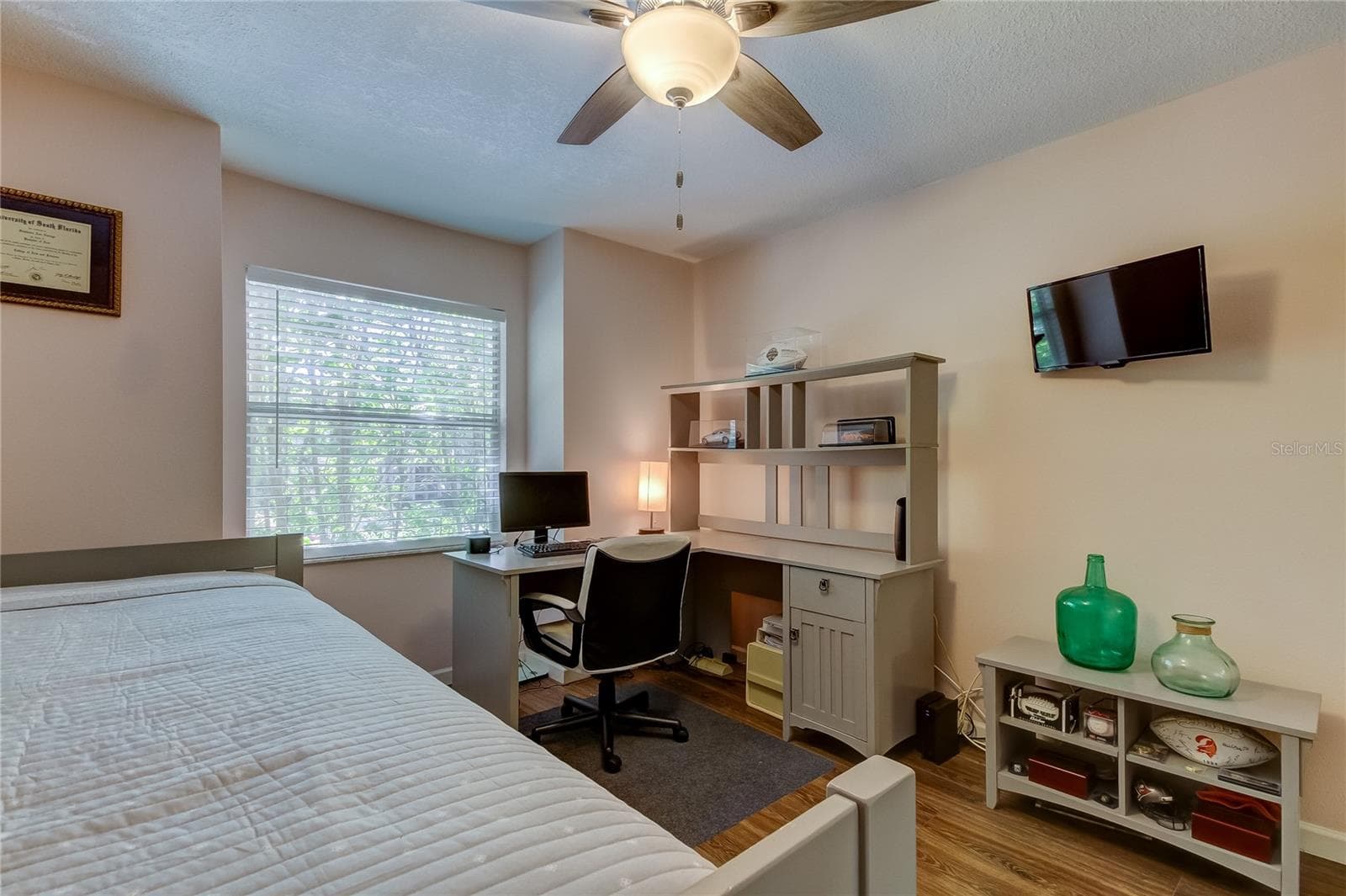 Guest Bedroom - 2400 FEATHER SOUND DR #1228, CLEARWATER