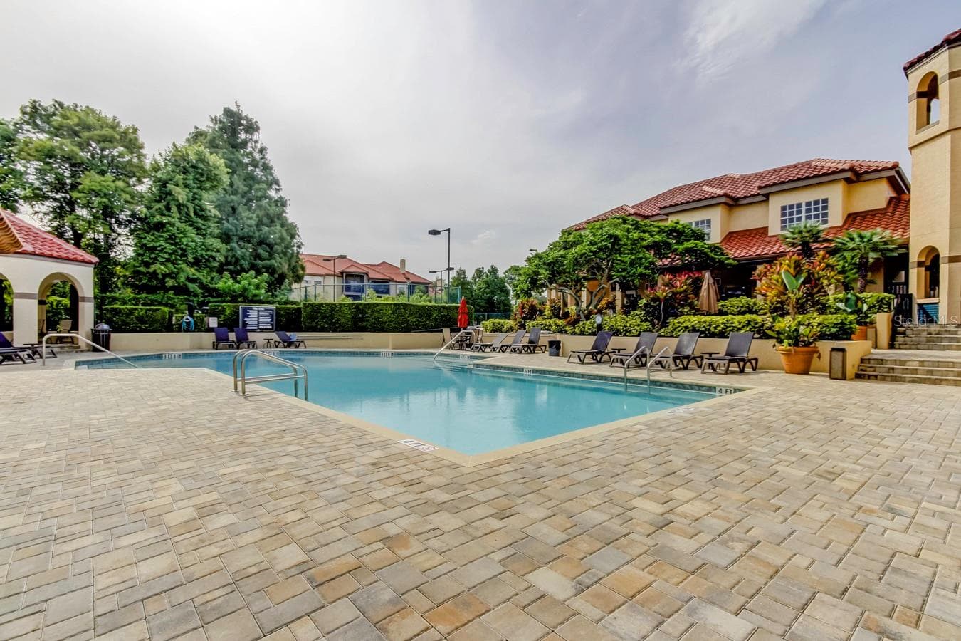 Resort Style Pool Area - 2400 FEATHER SOUND DR #1228, CLEARWATER