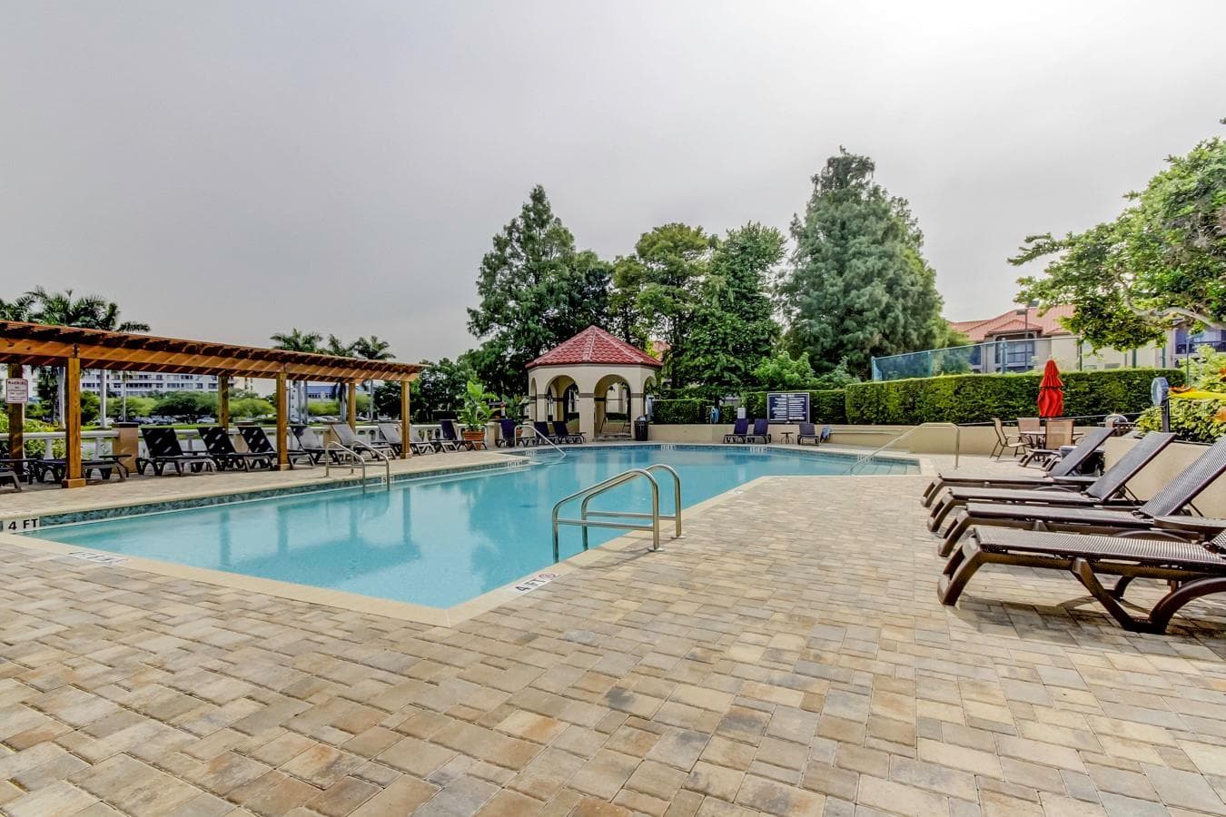 Resort Style Pool Area - 2400 FEATHER SOUND DR #1228, CLEARWATER